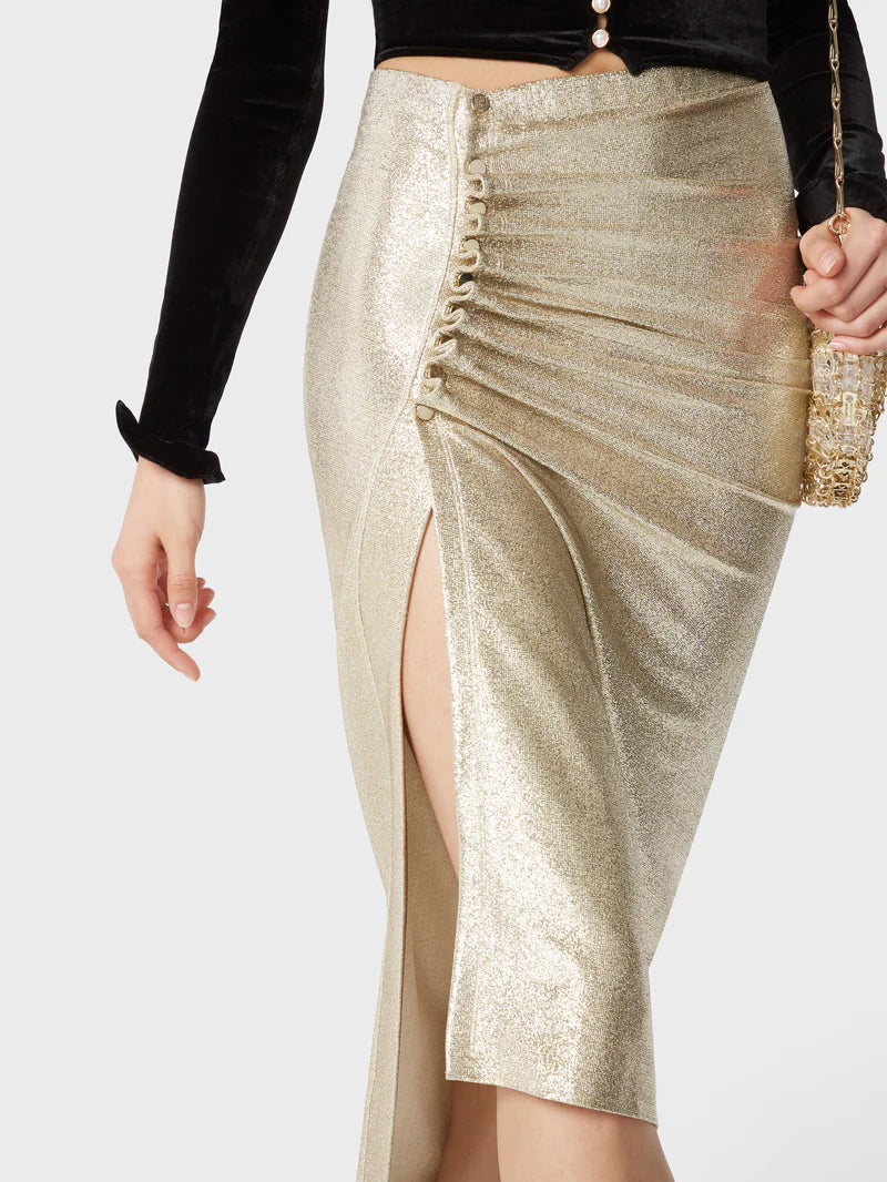 Gold mid-length drapé pression slit skirt