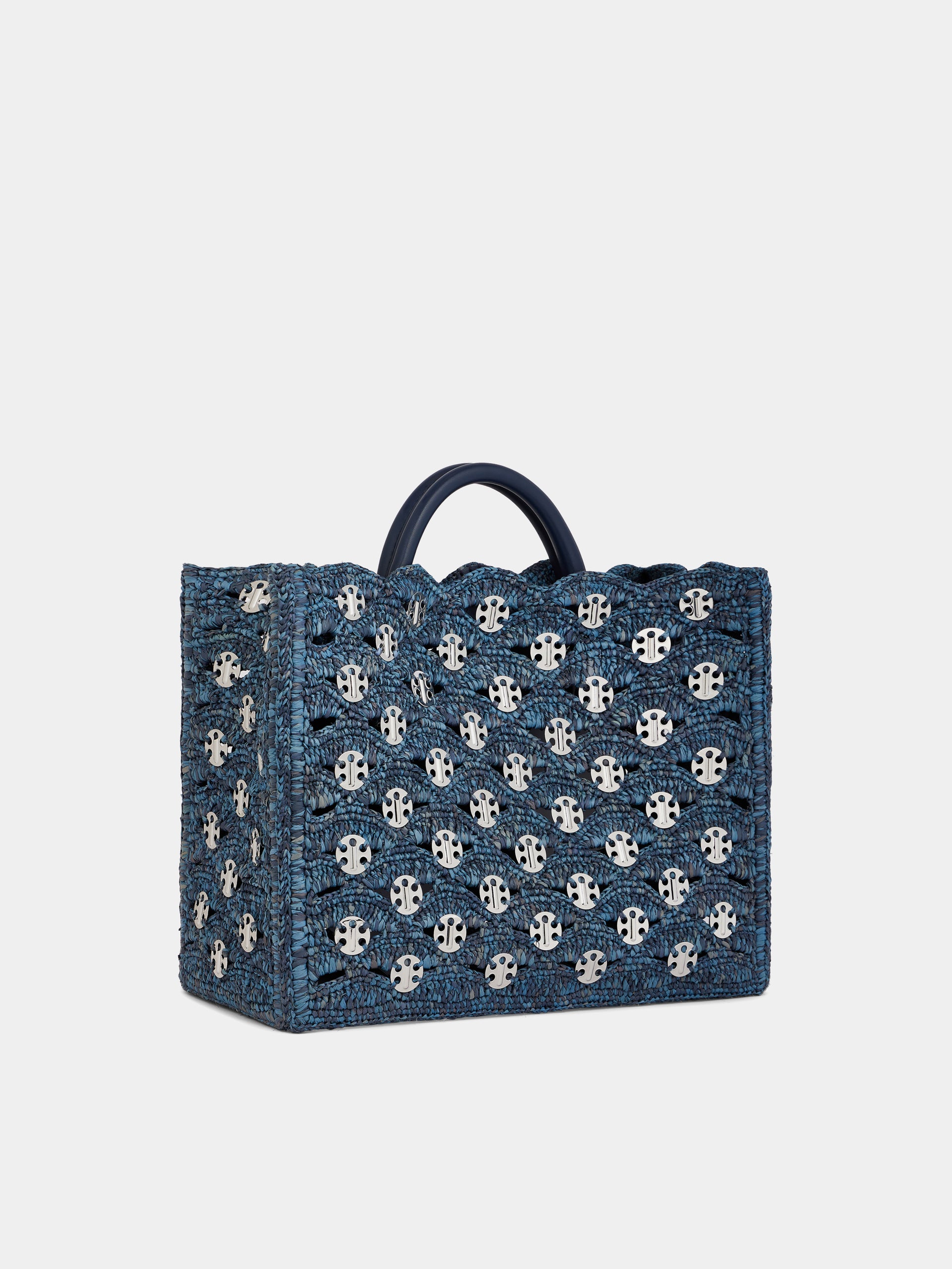Denim blue tote bag in raffia position 4