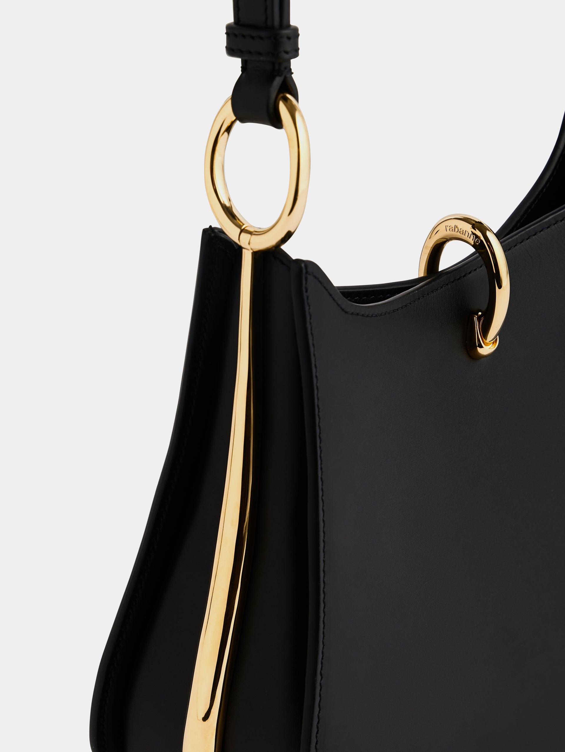 Medium ring leather bag black position 3