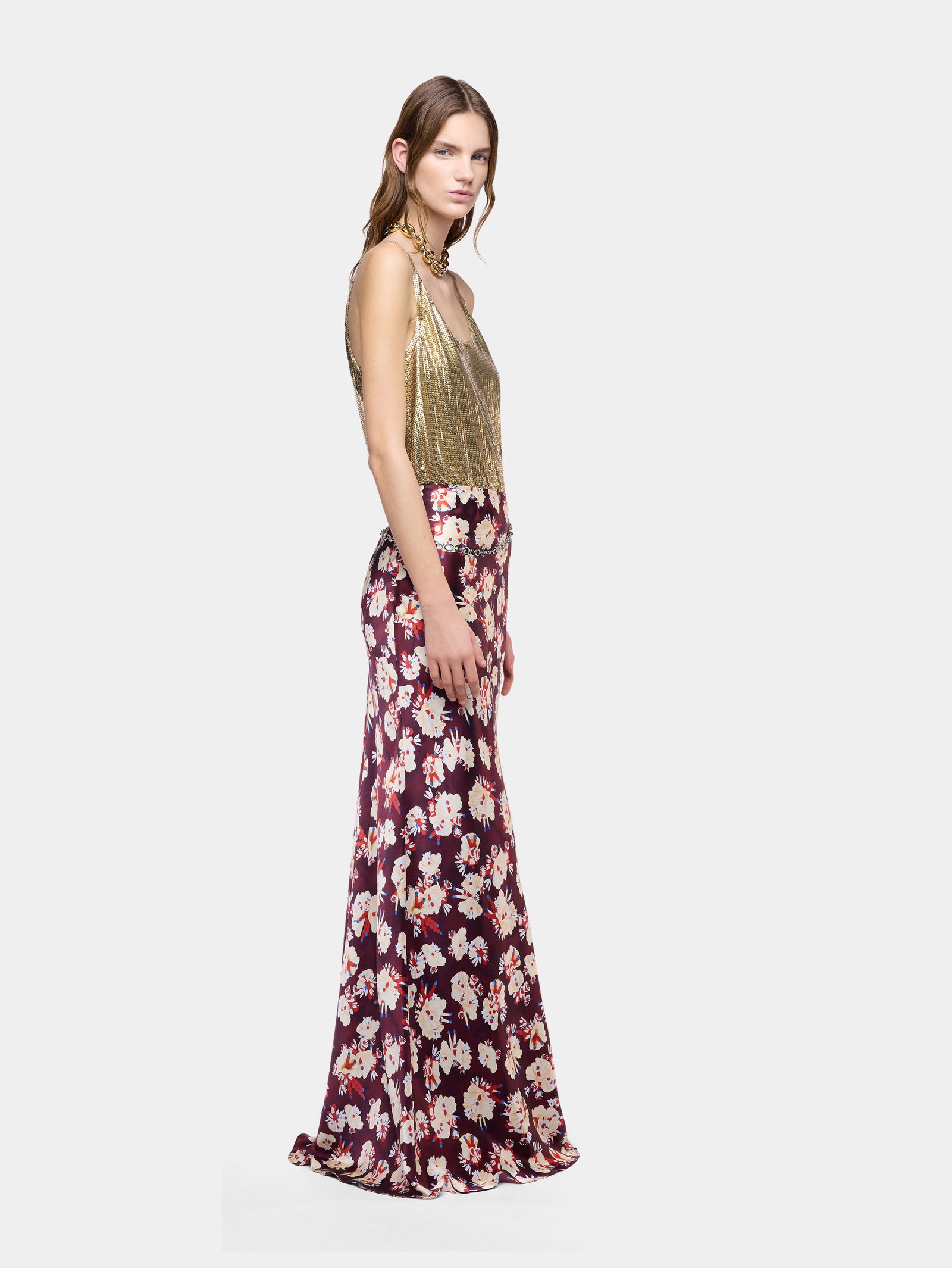 Jupe magenta à motif floral en satin de soie - Image 3