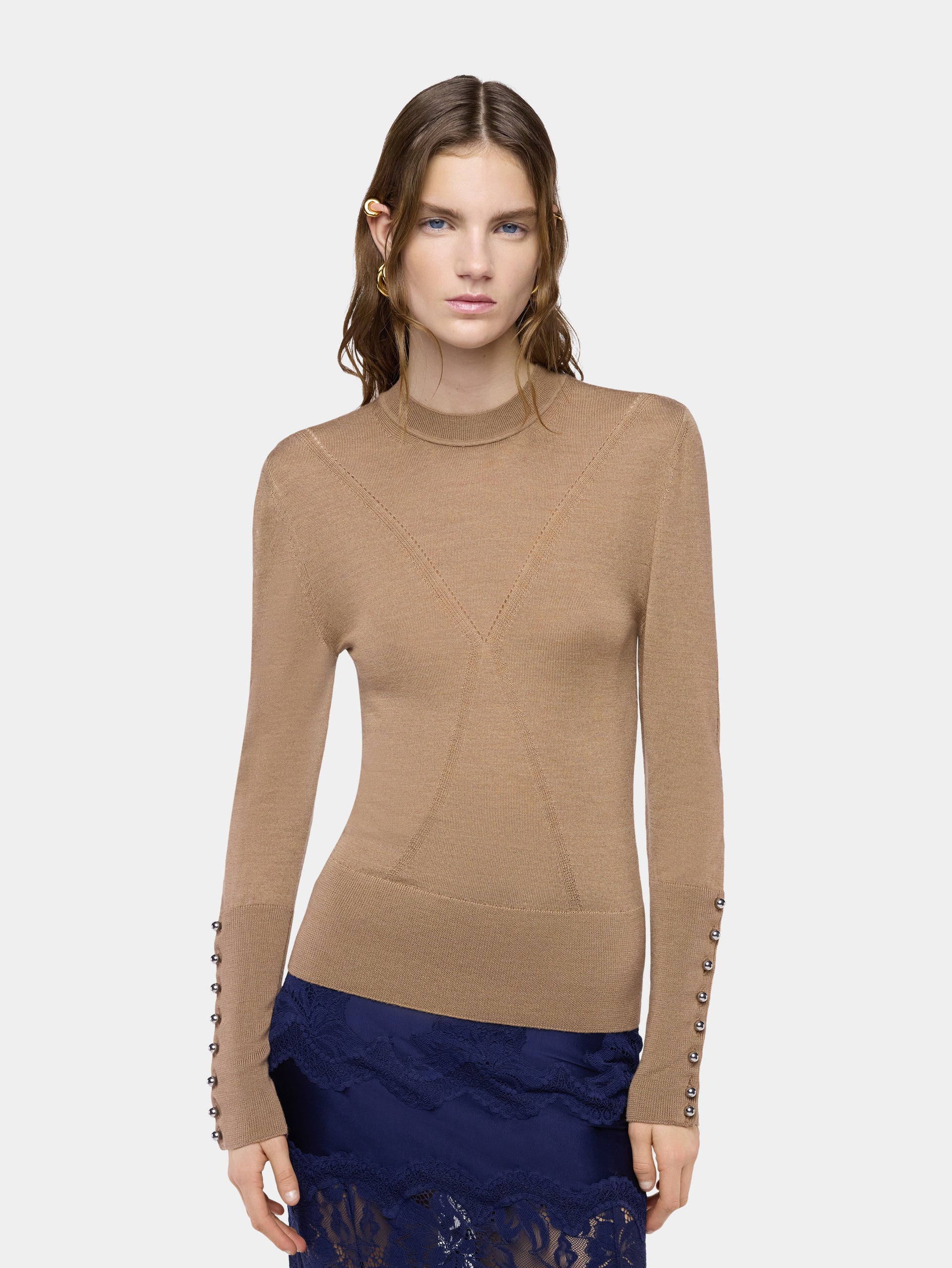 Camel wool long-sleeve sweater