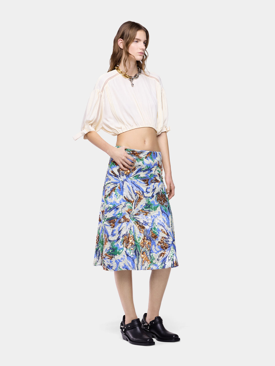 Crop Top in Off-White Viscose Crepe with Puff Sleeves - Image 2
