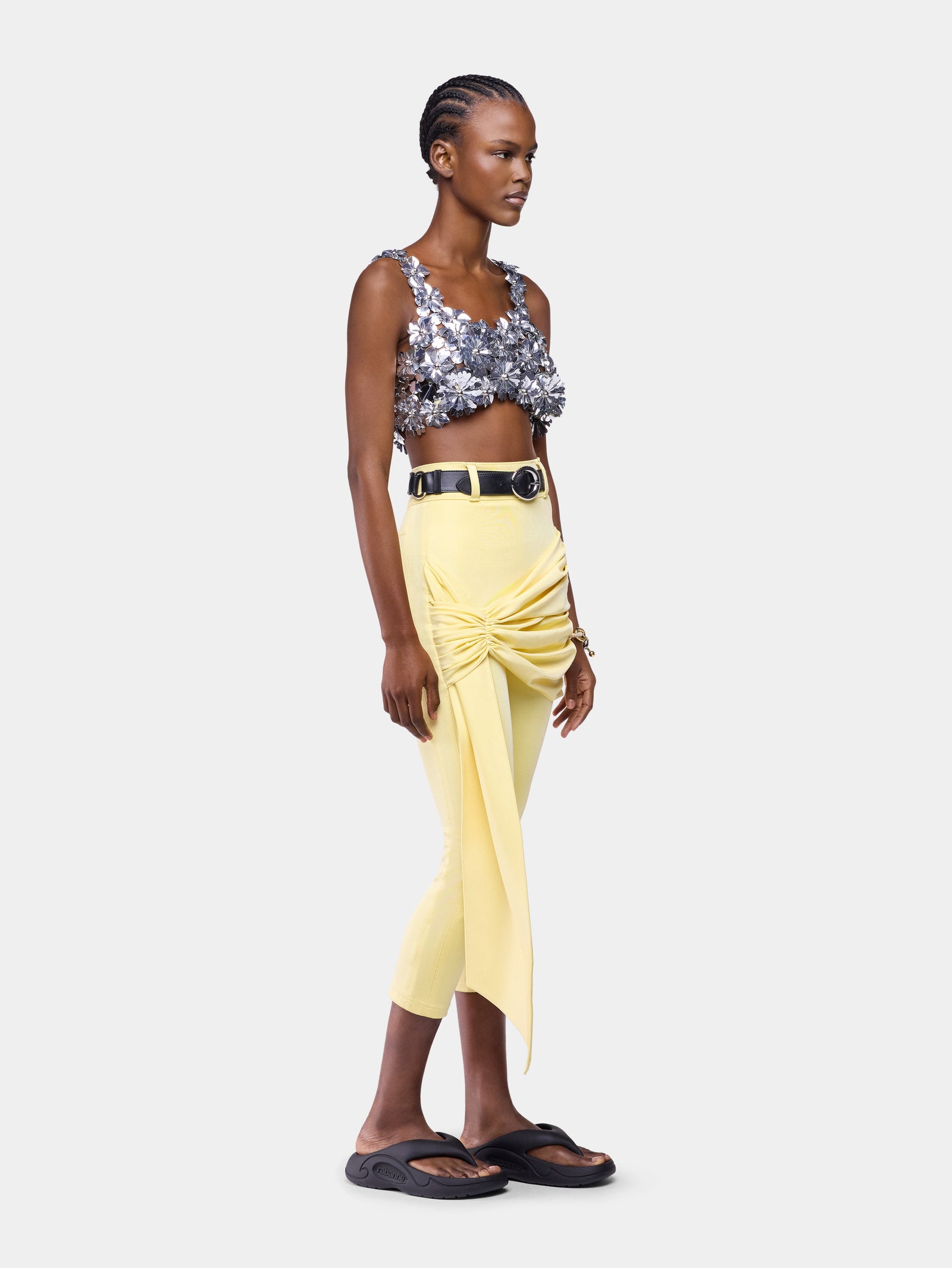 Capri pant in yellow cotton with frill detailing position 2 - Image 2