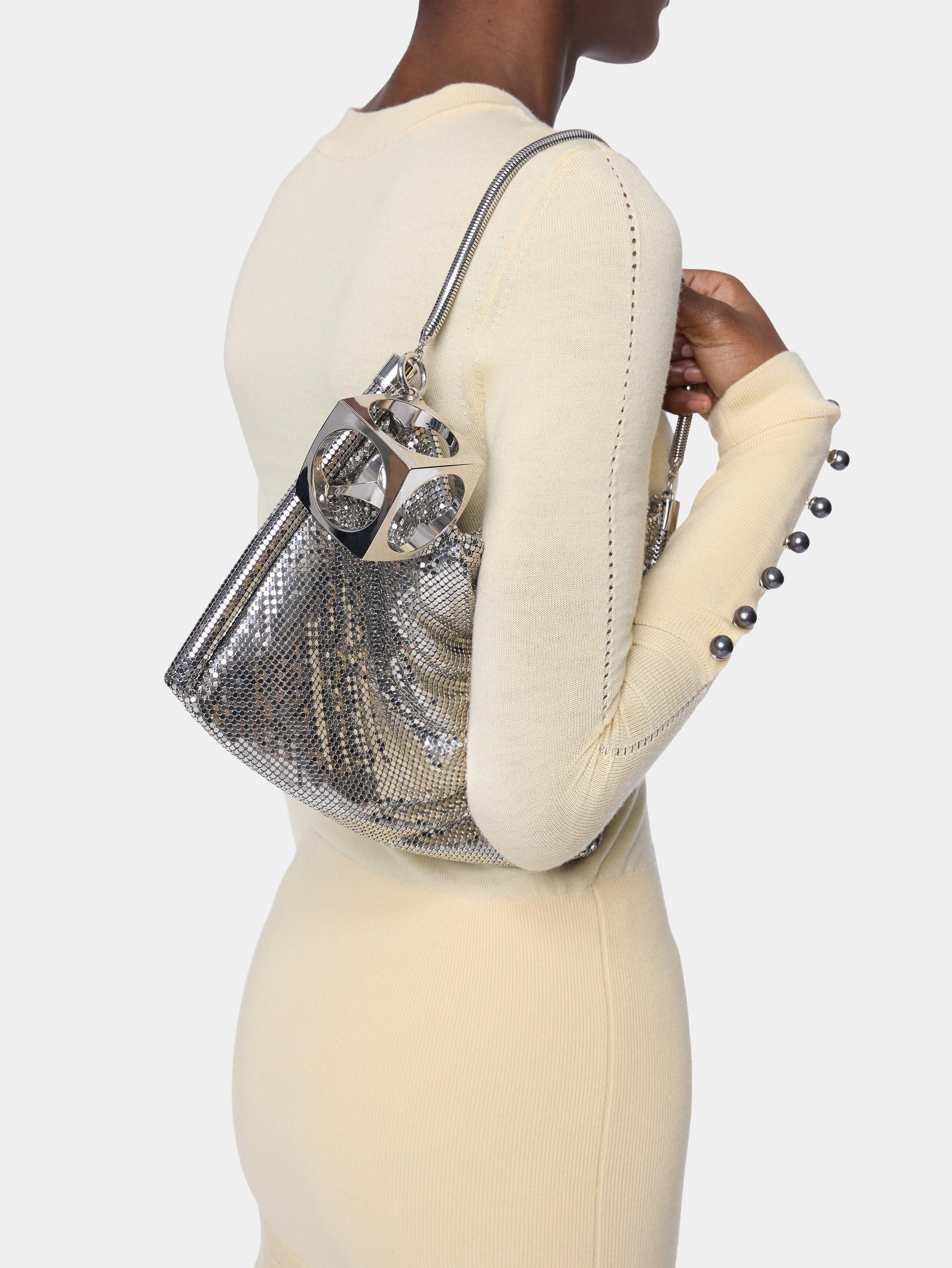 Pixel Tube Dinh Van x Rabanne en mesh signature argenté