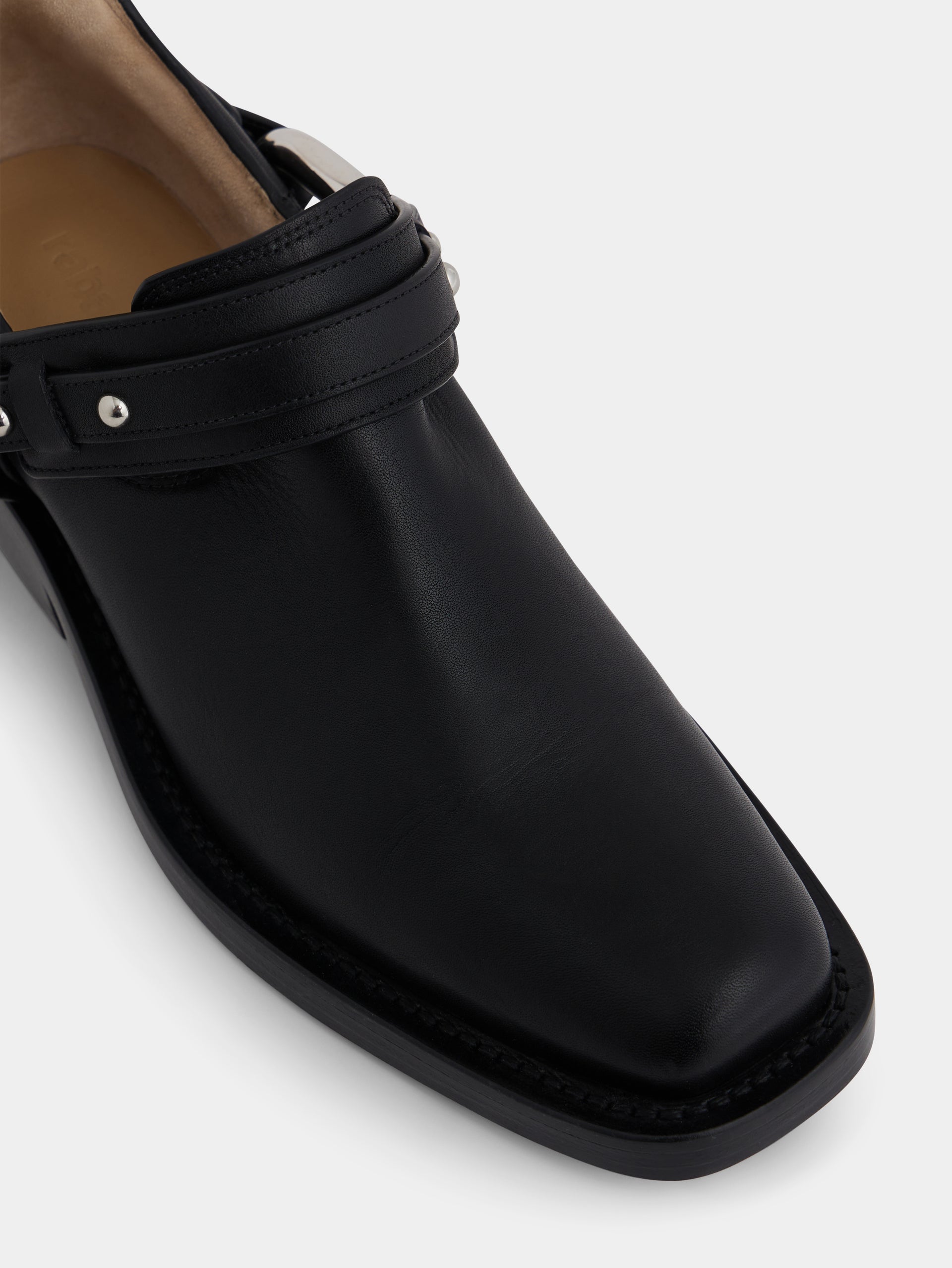 Biker ankle boots in leather black position 5
