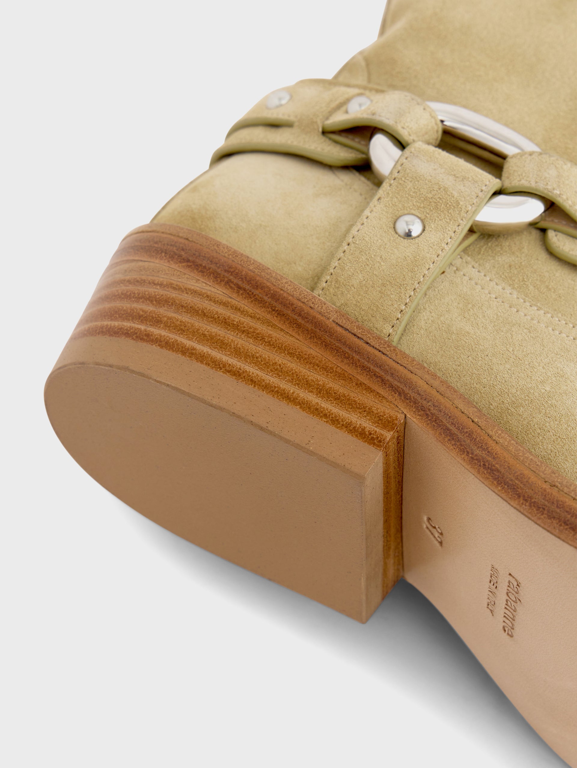 Biker boots in leather beige position 5