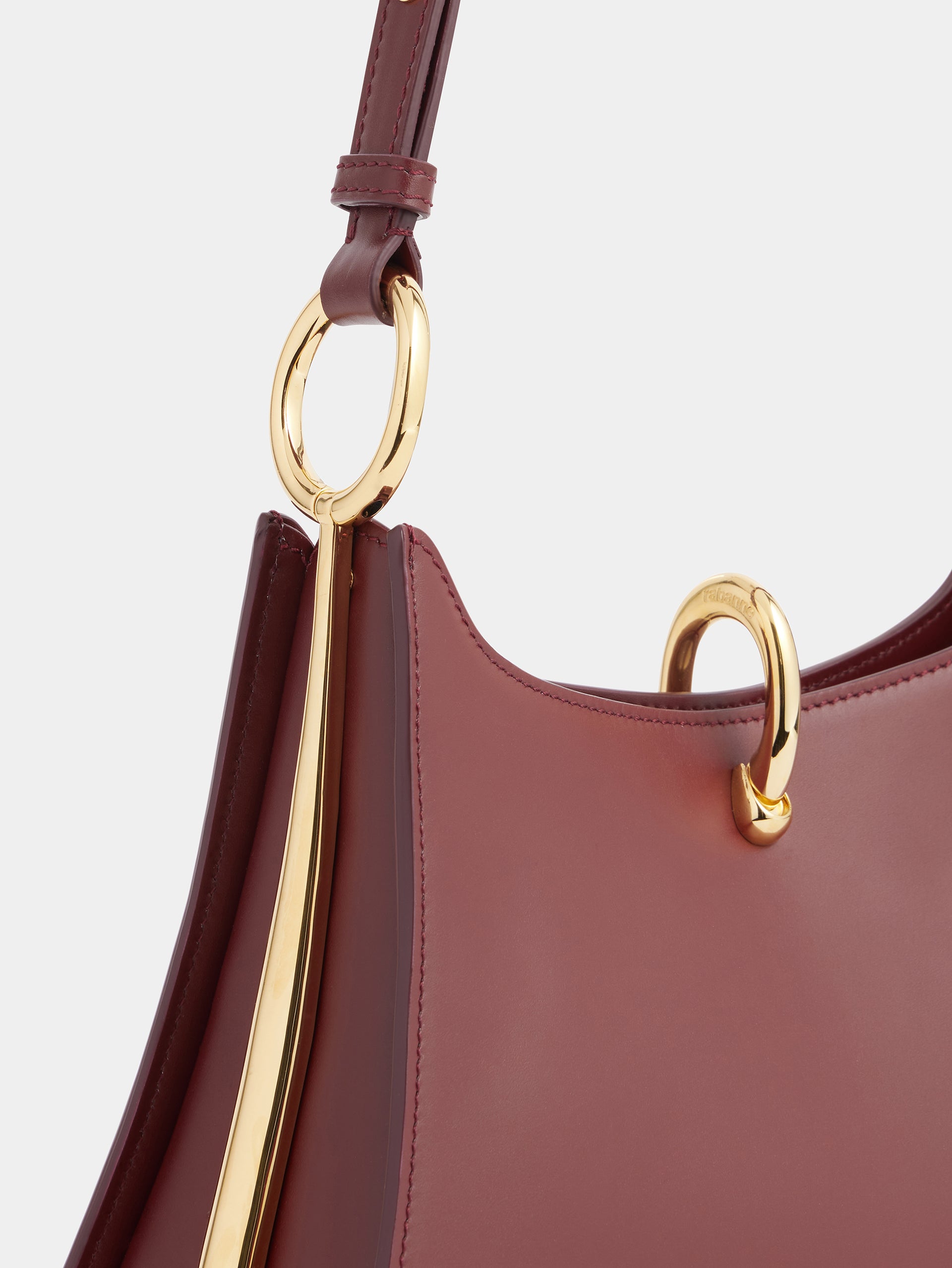 Medium Ring leather bag position 4