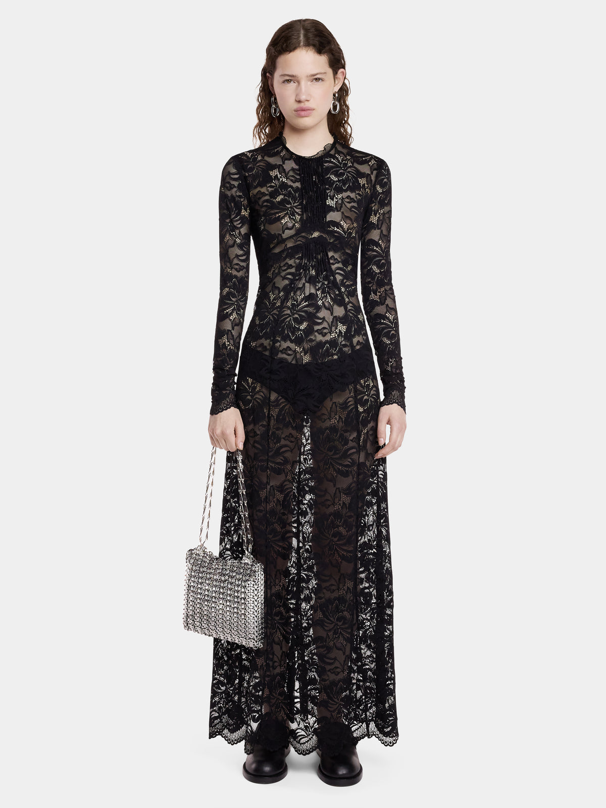 Black long dress in lace