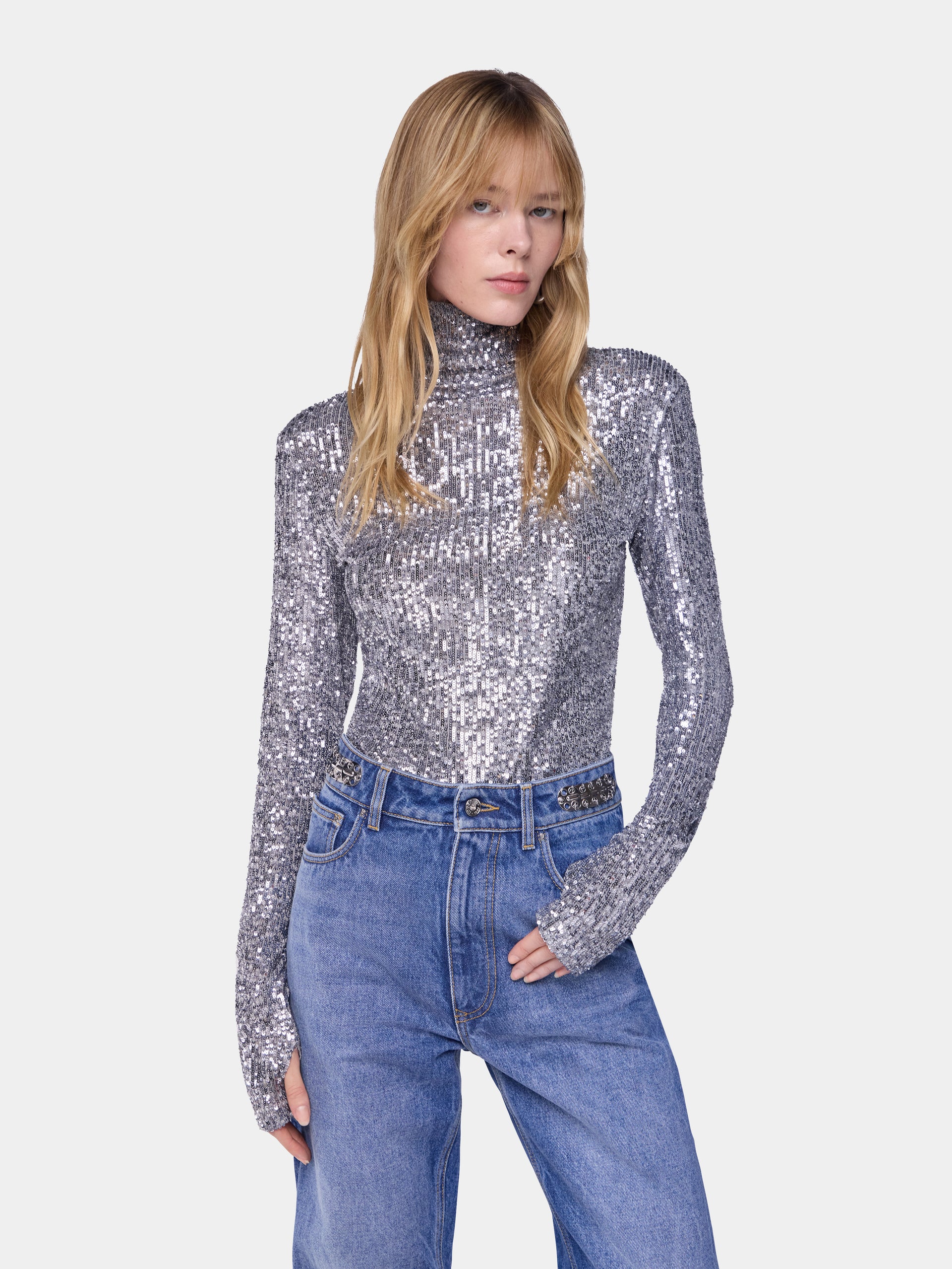 Turtleneck top in sequins position 4