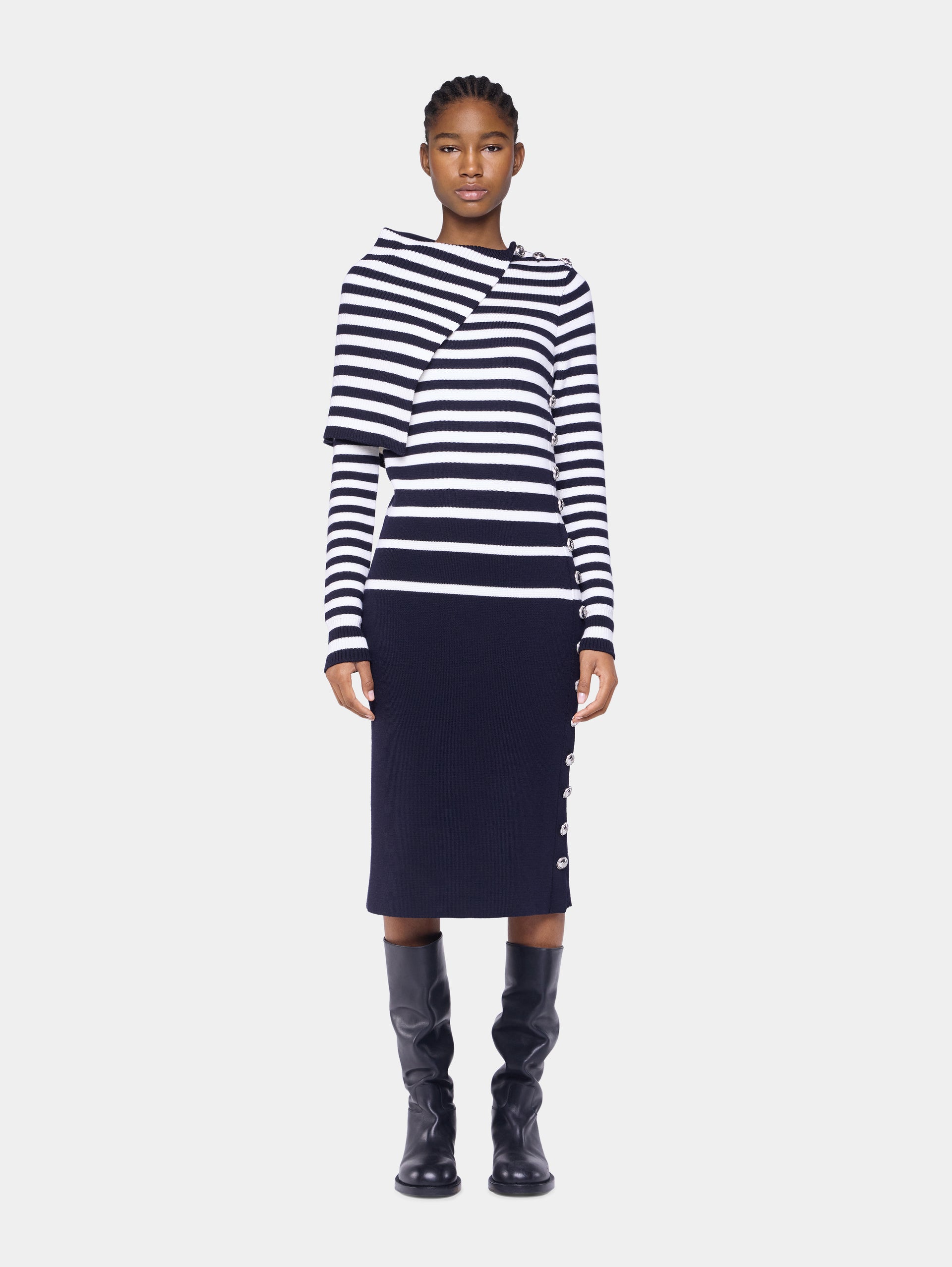 Midi dress in wool position 2
