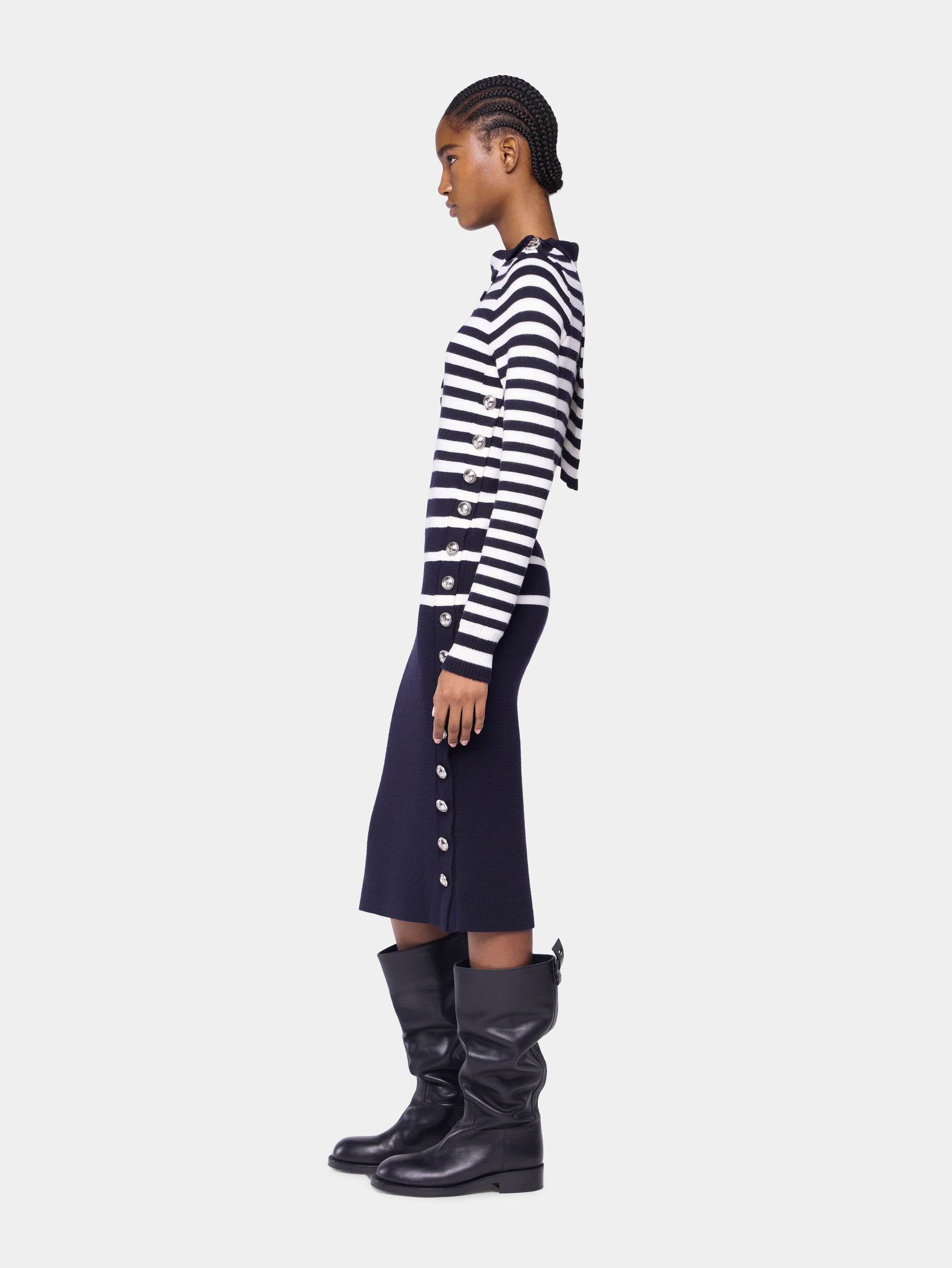 Midi dress in wool position 3