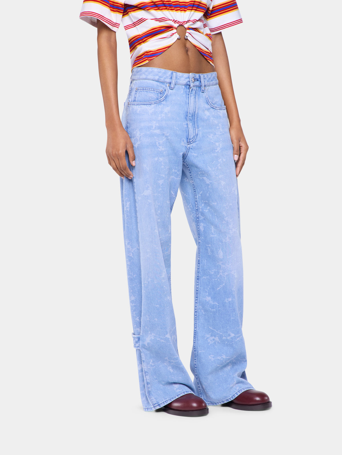 Baggy jeans in denim position 4