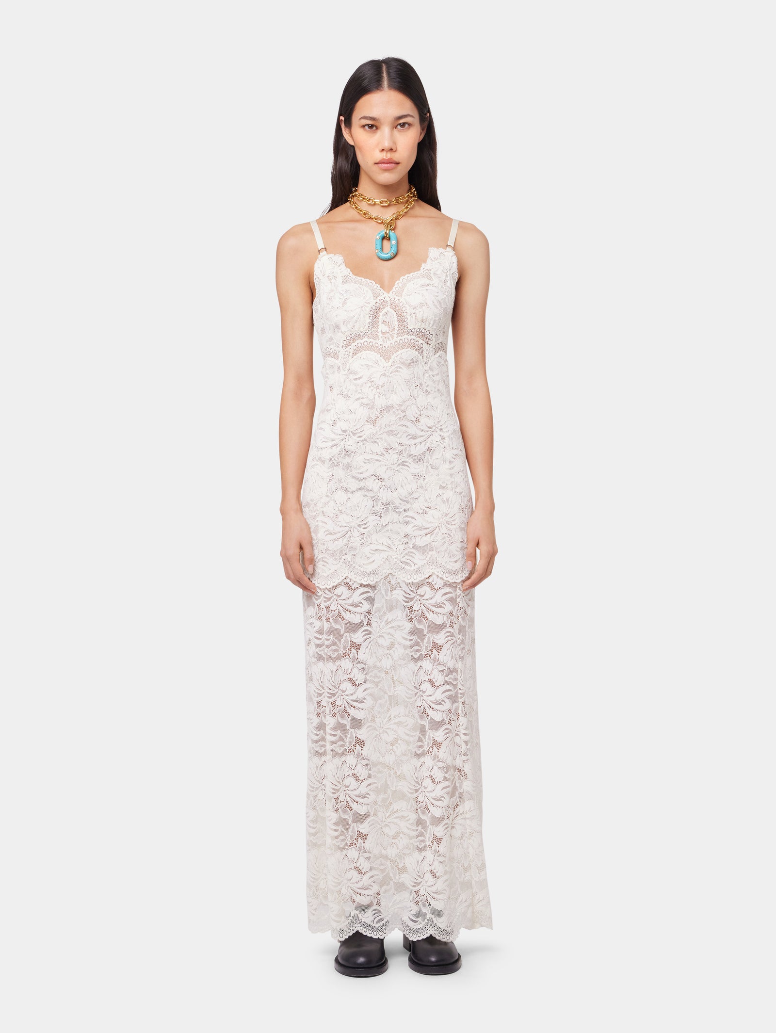 Ivory long dress in lace position 1 - Image 1