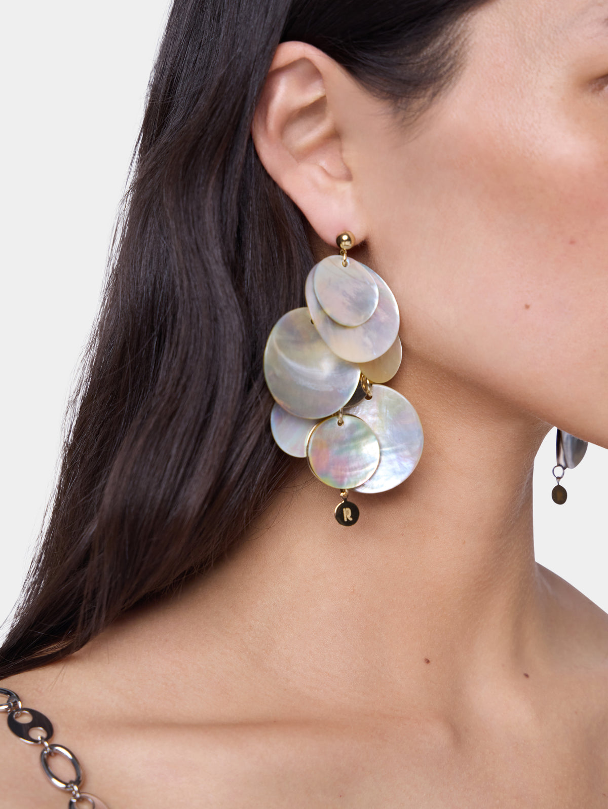 Shell discs earrings position 2 - Image 2
