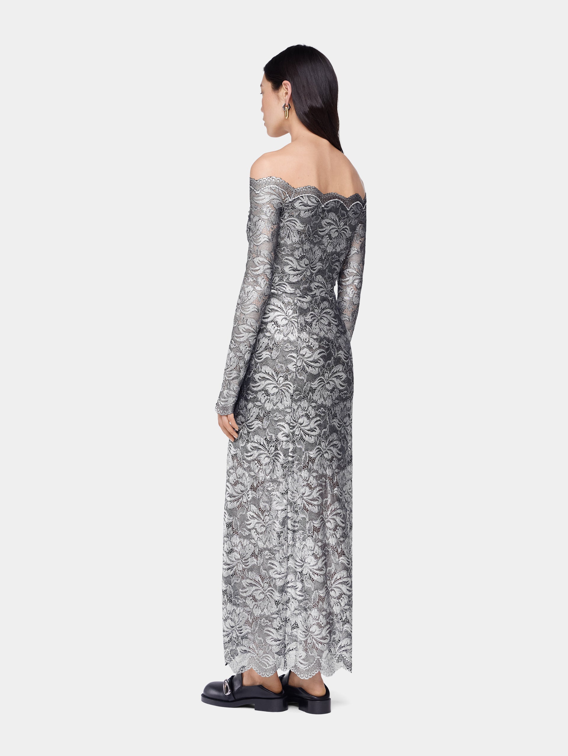 Silver long dress in lace position 4
