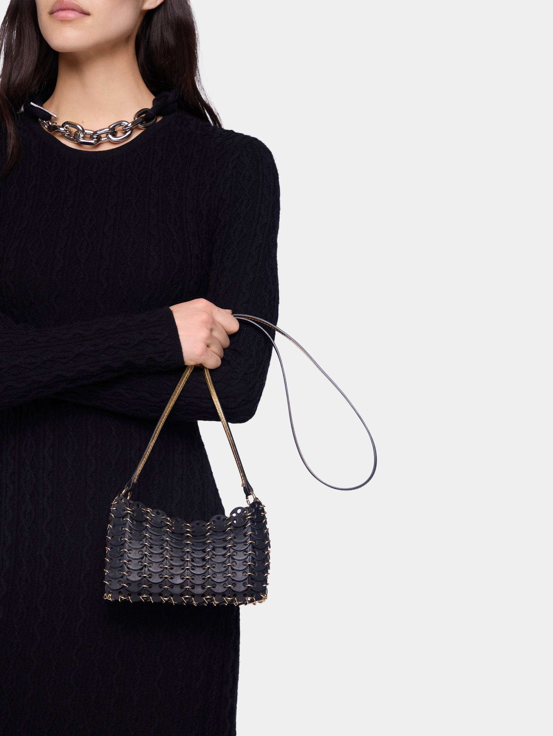 3969 reversible nano flip bag in leather black position 3