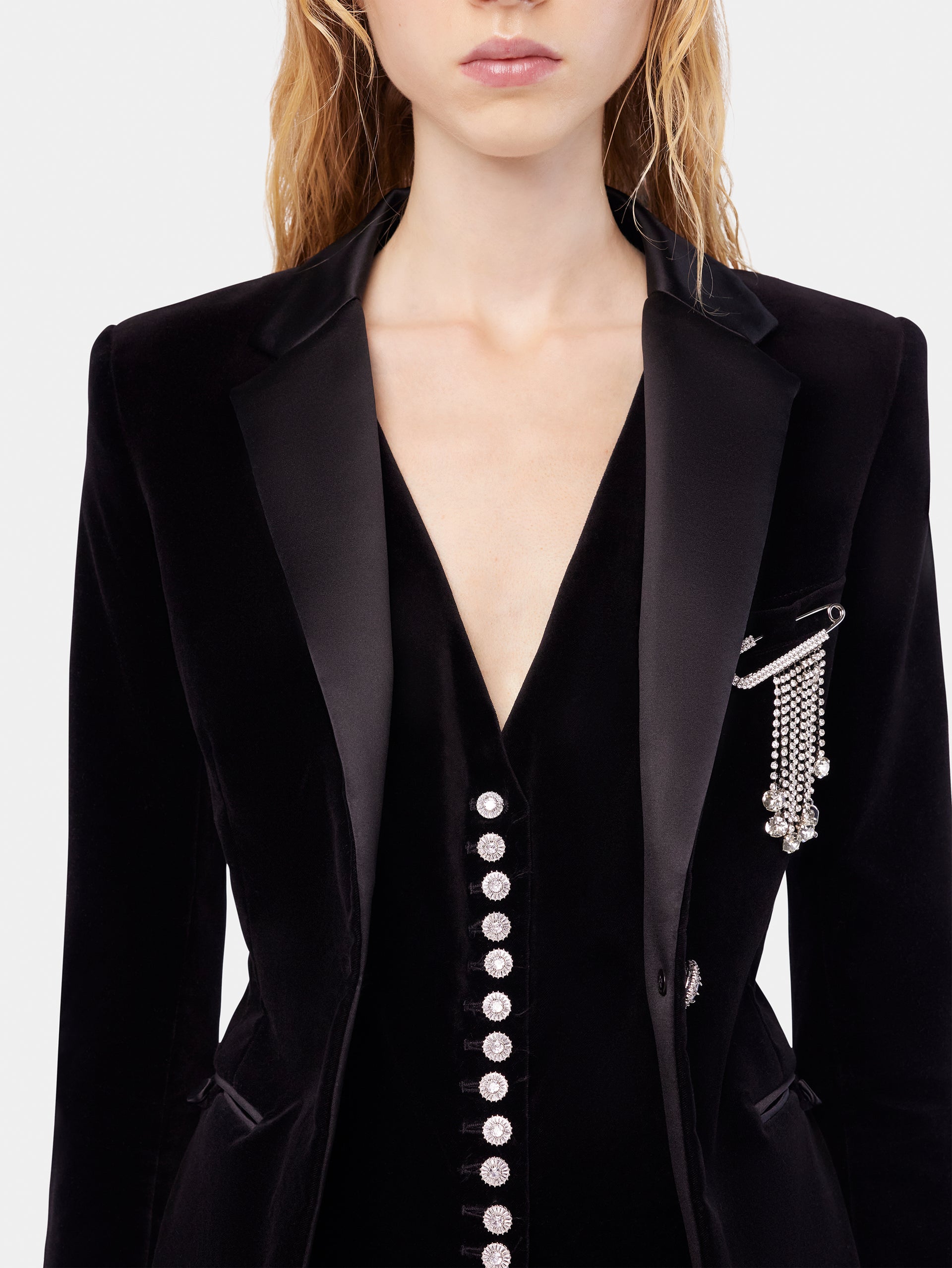 Velvet tailored jacket position 6