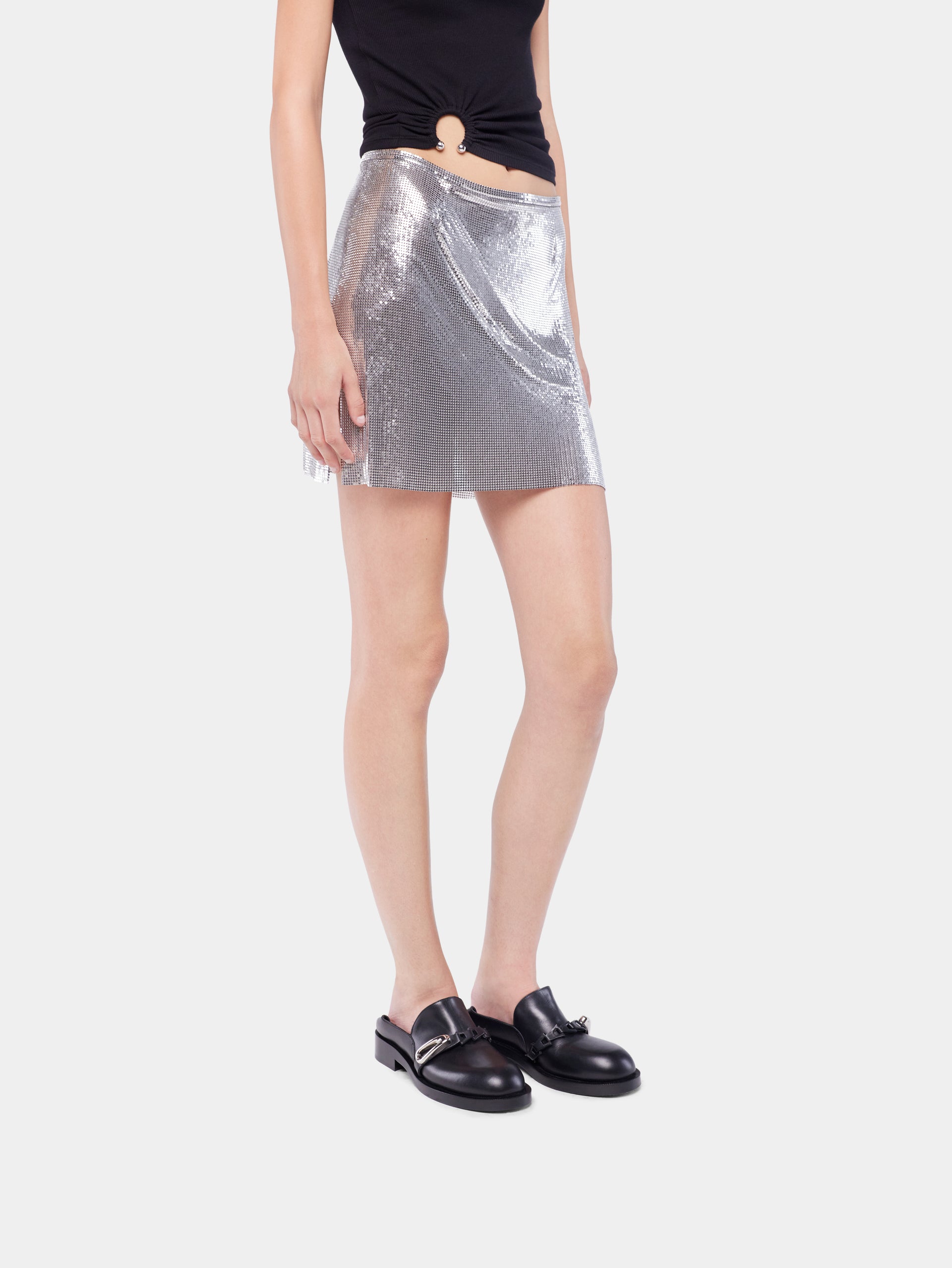 Silver mini skirt in mesh position 5