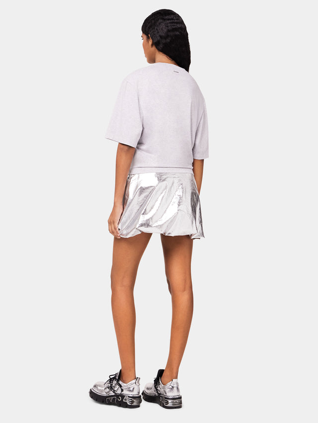 Haut gris avec piercing - Image 3