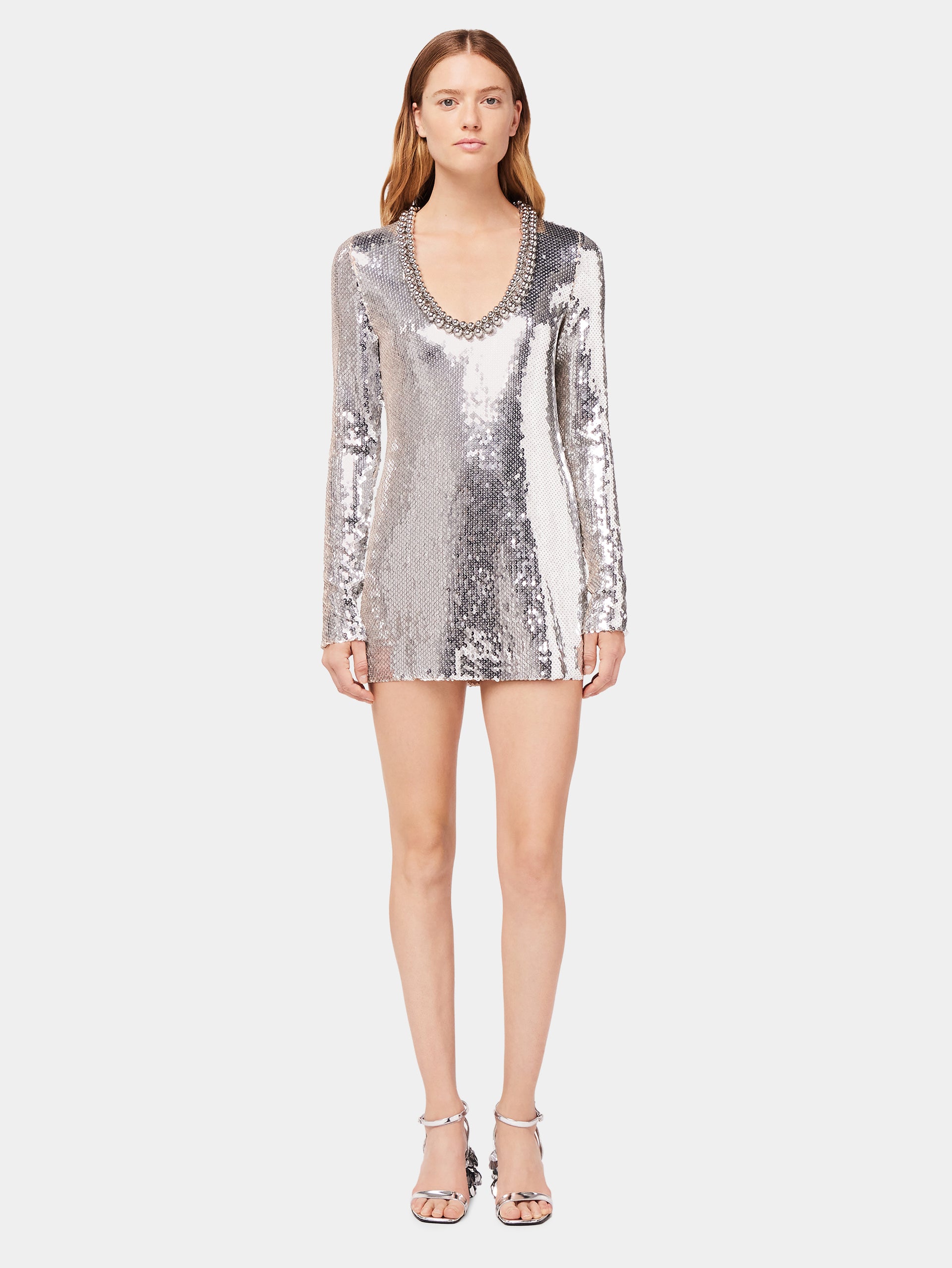 Mini silver sequins dress with round neckline