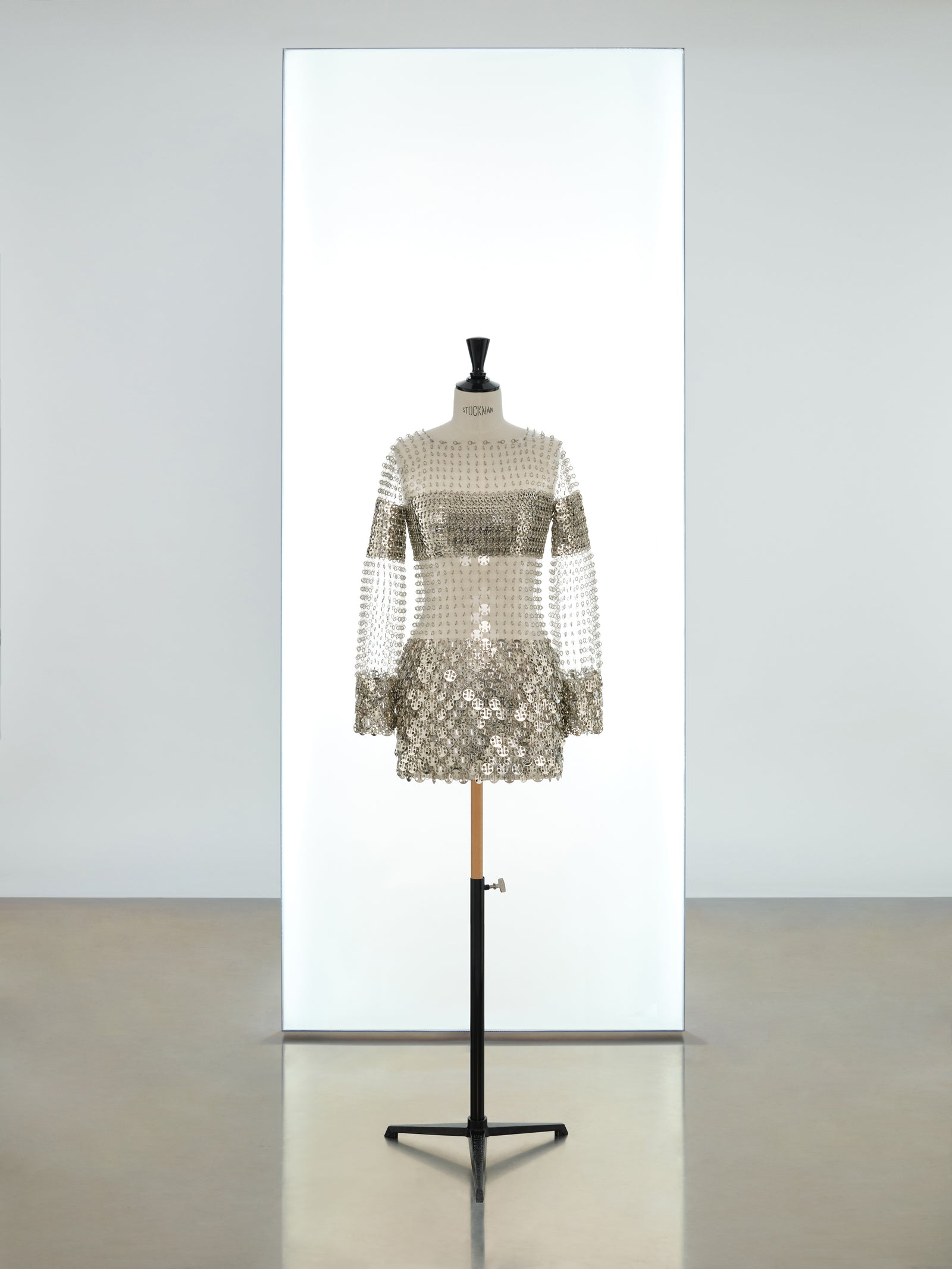 Long sleeves illusion dress position 1 - Image 1