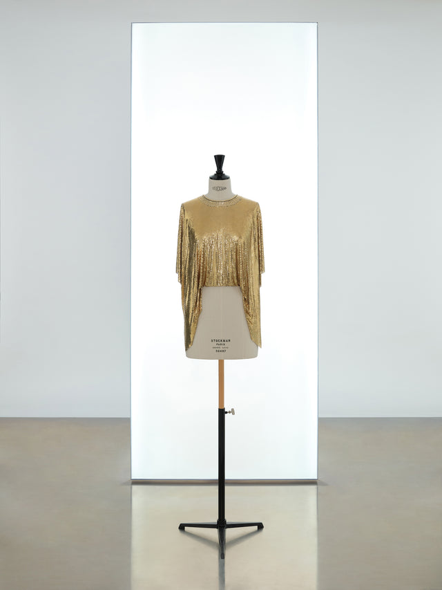 Backless draped short sleeves top - Image 1