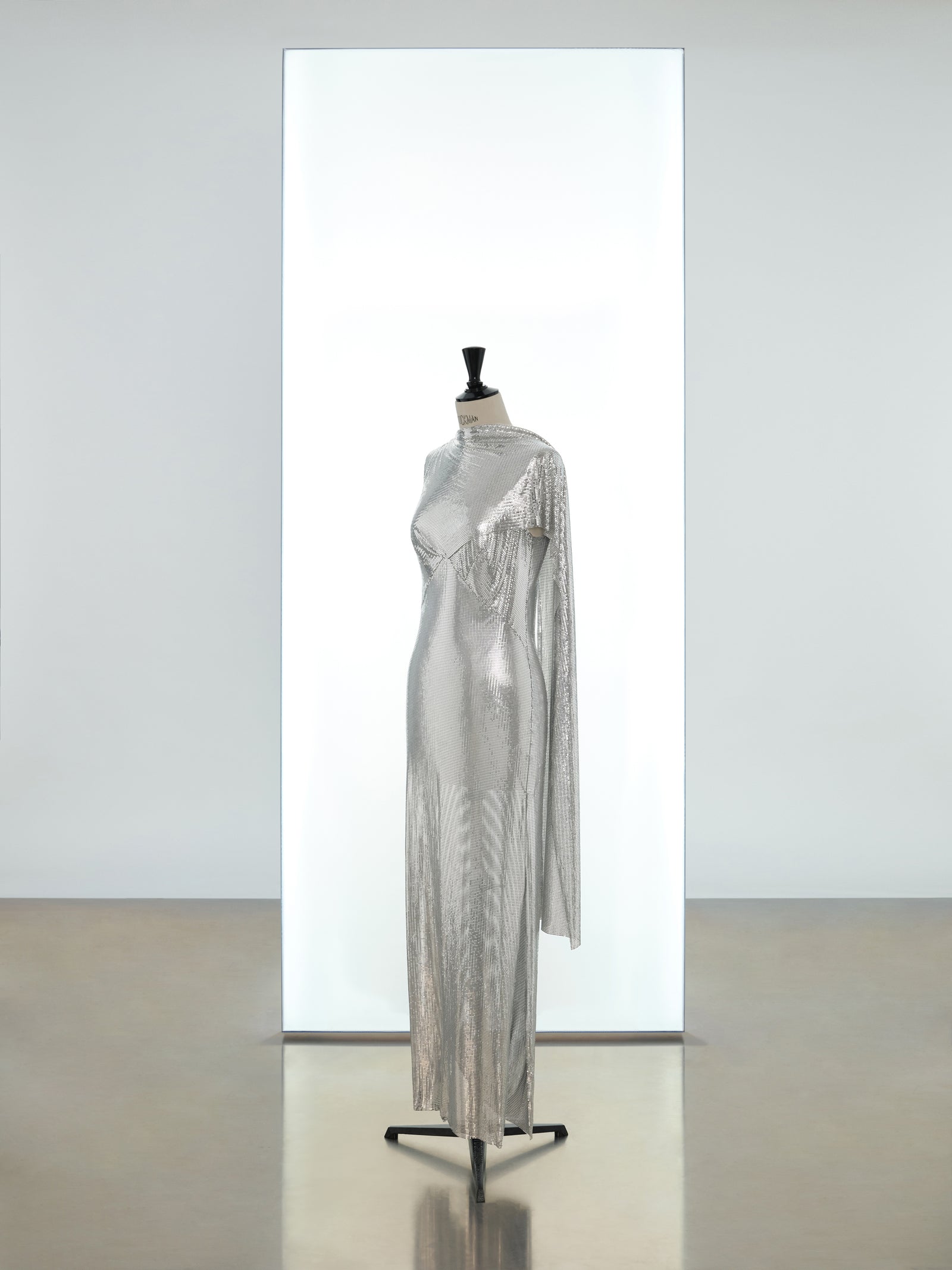 Long iconic mesh dress scarf detail position 1 - Image 1