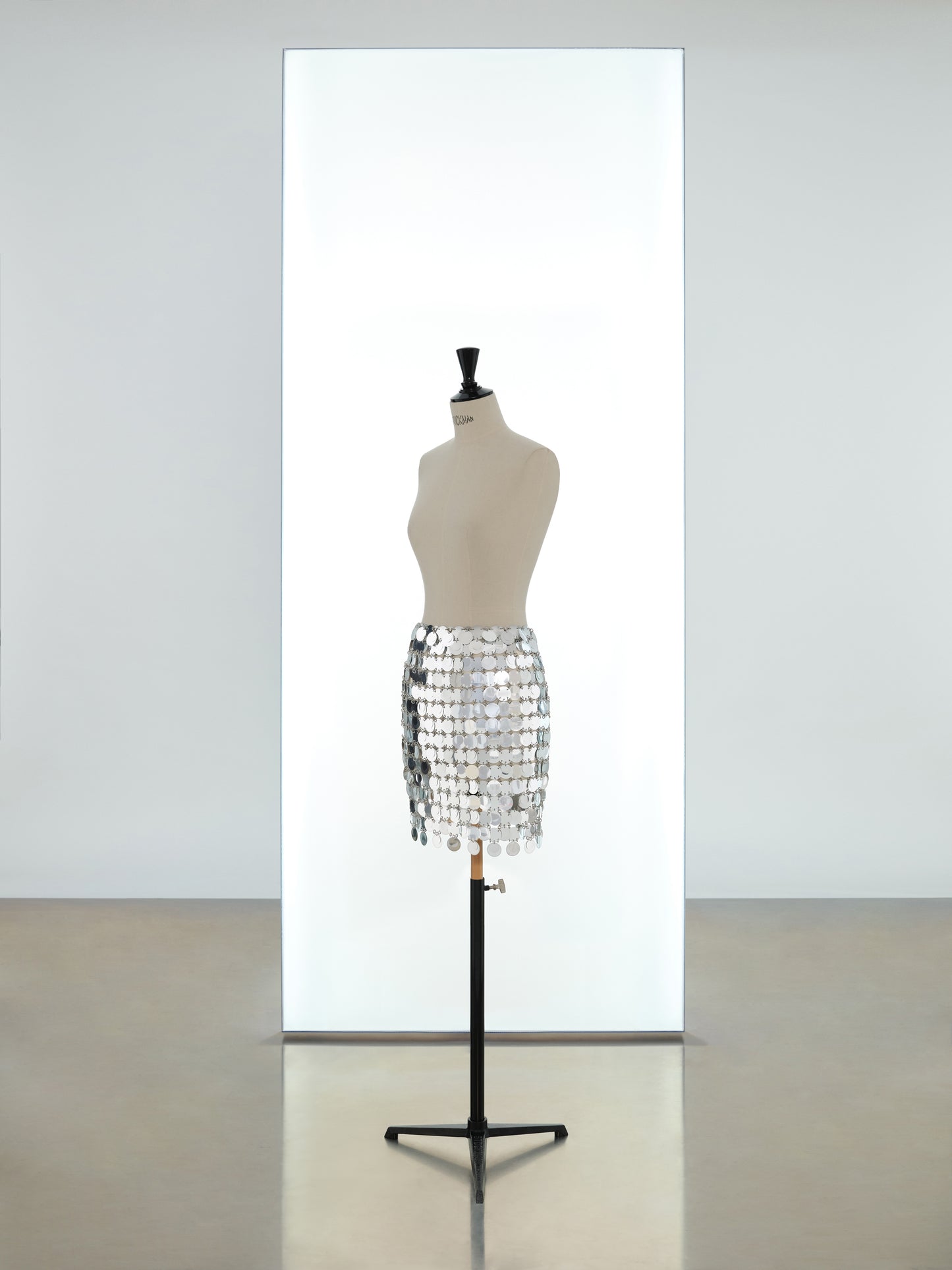 Sparkle discs iconic mini skirt