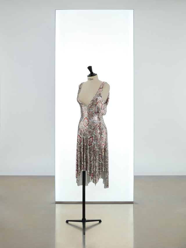 Mid length V-neck dress - Image 1