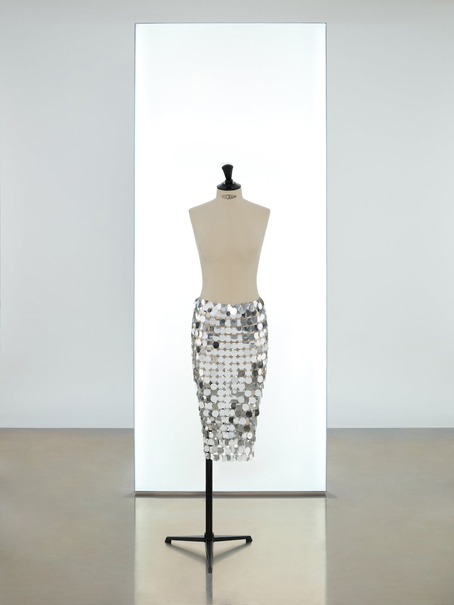 Mid-length sparkle iconic skirt