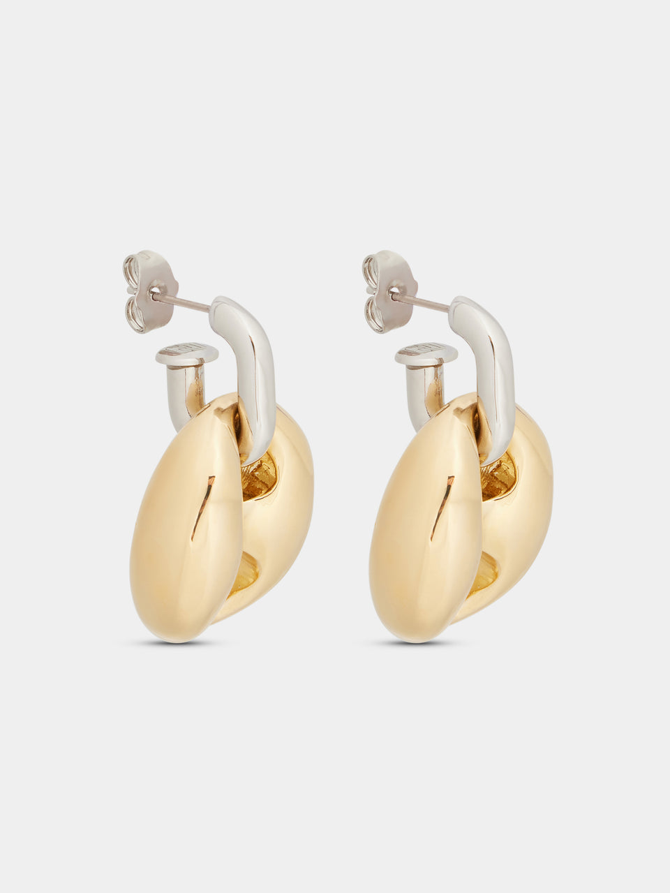 Eight chunky earrings in silver and gold - Image 3