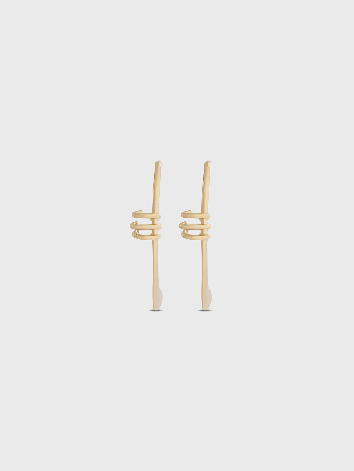 GOLD MONO EARRING position 3