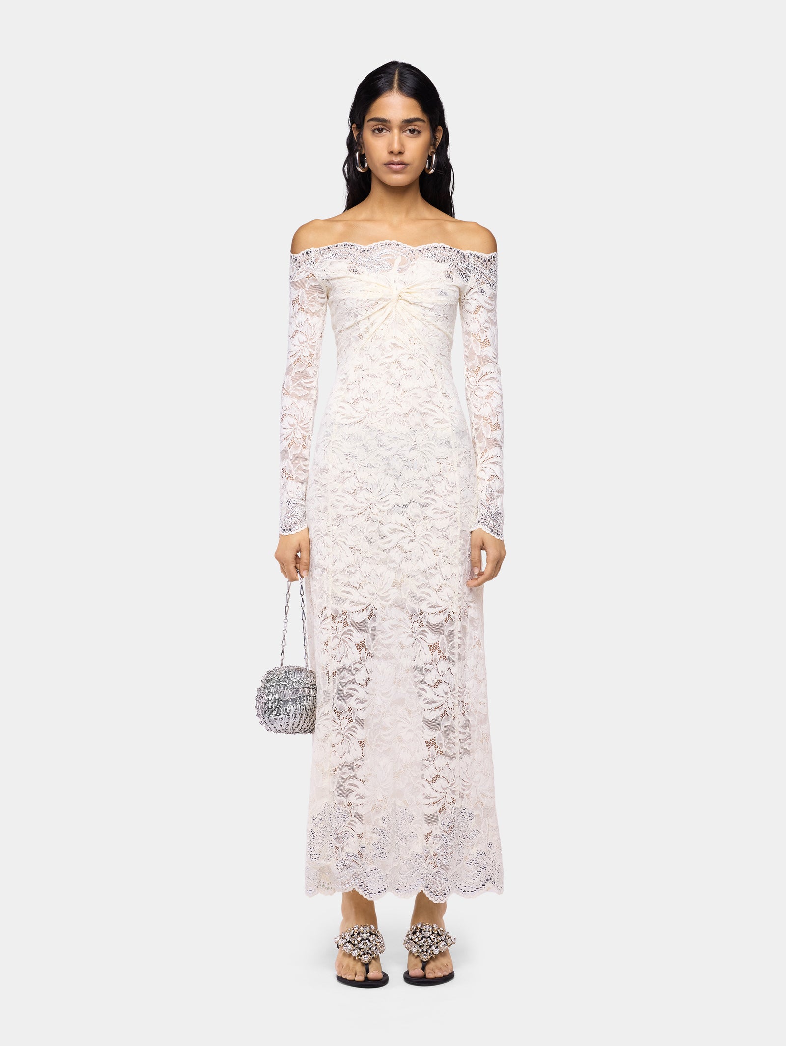 Robe longue en dentelle - Image 1