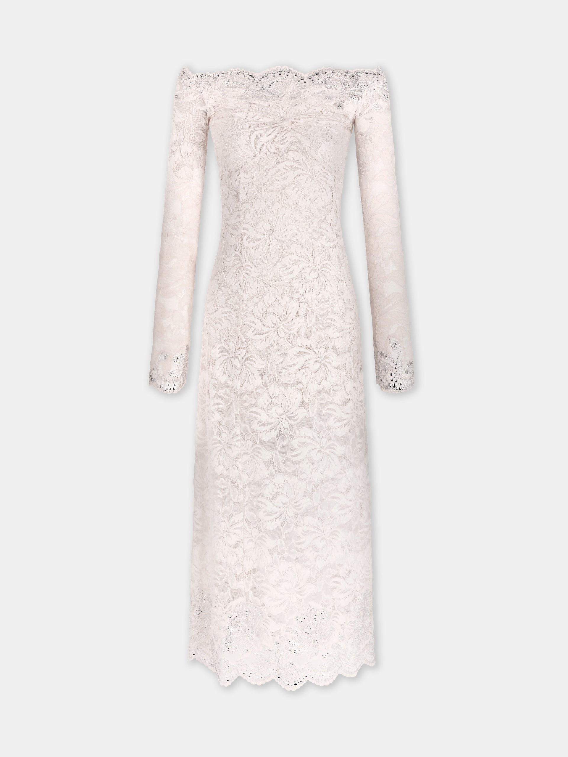 Long dress in lace