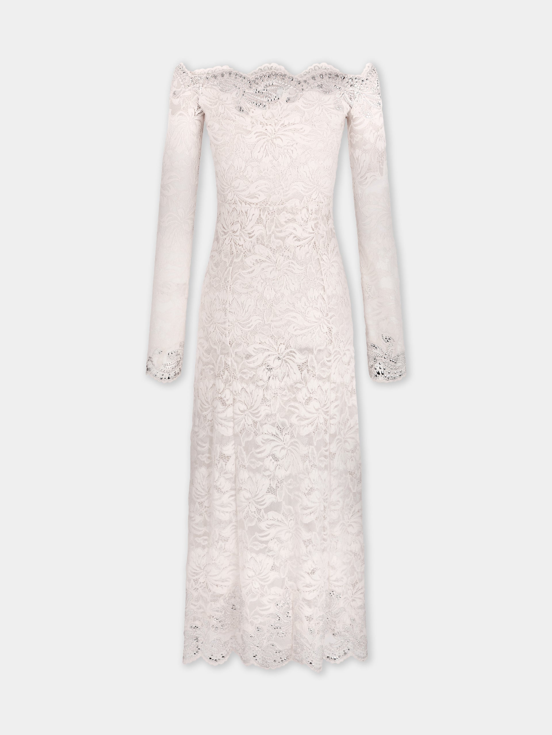Long dress in lace