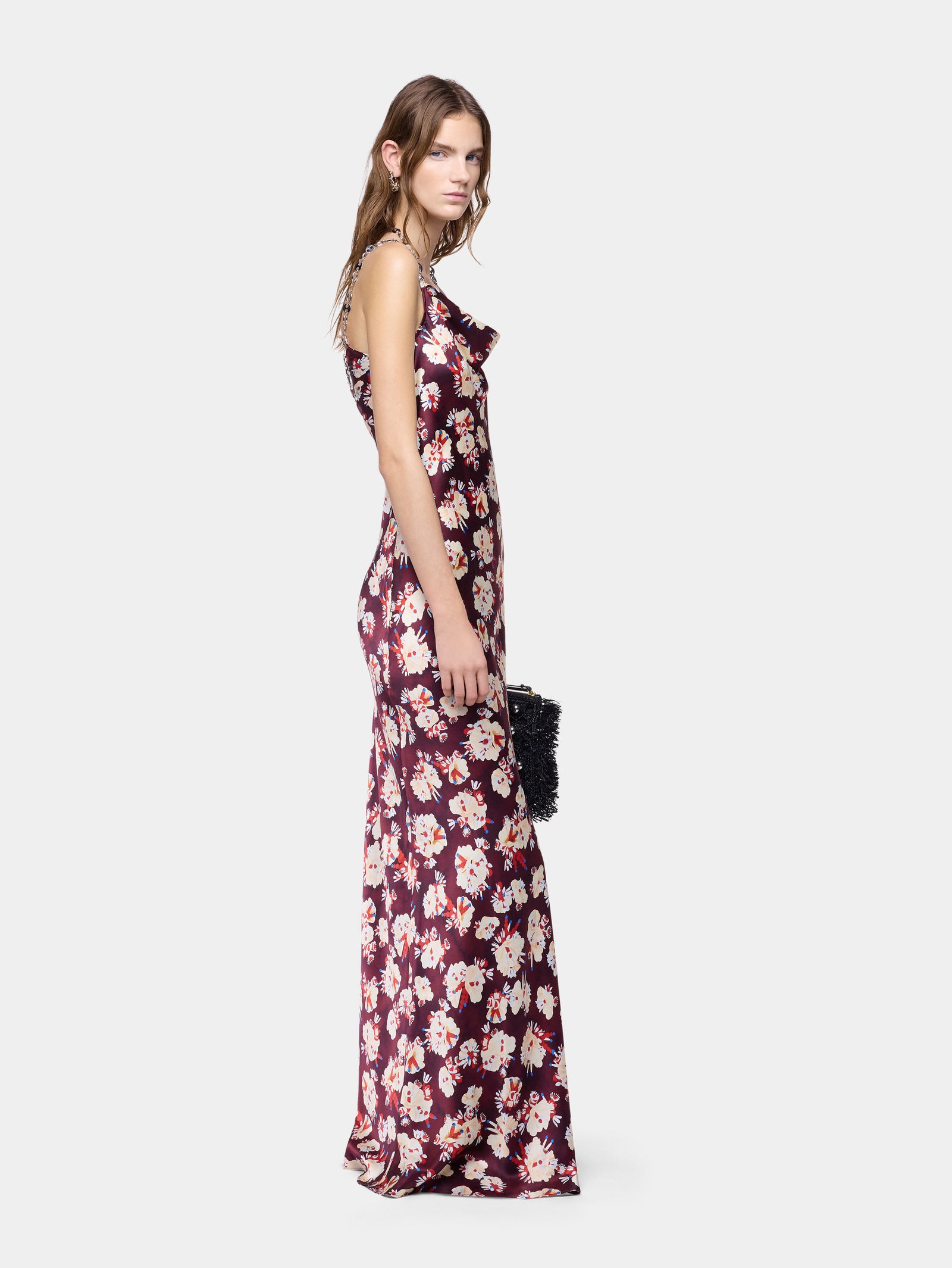 Robe longue magenta à motif floral en satin de soie - Image 3