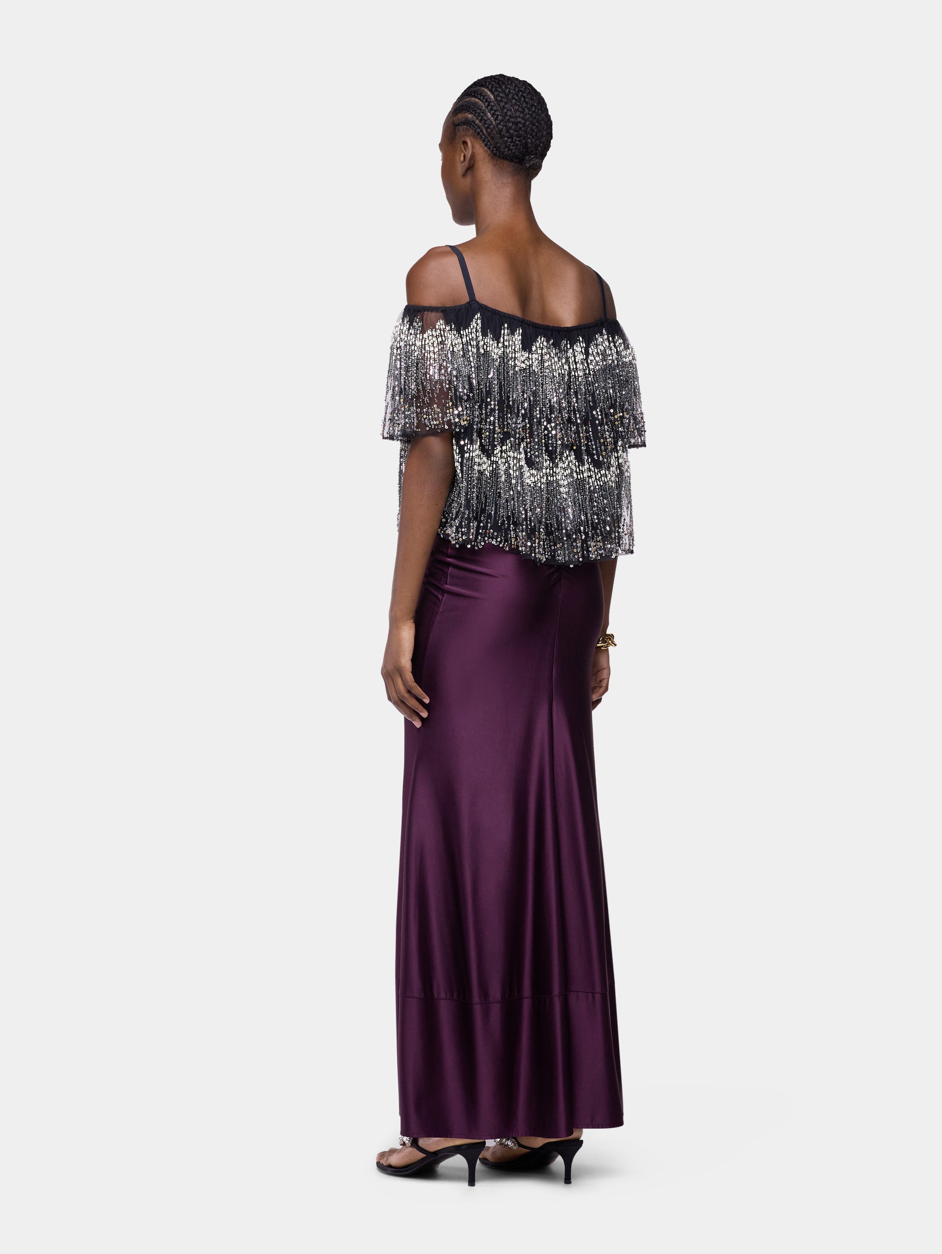 Short-sleeve top with embroidery details