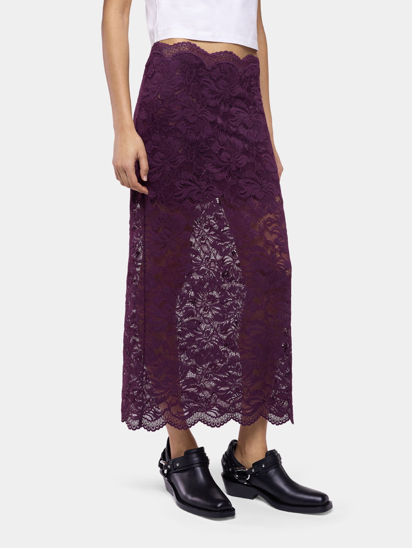 Midi skirt in magenta layered lace