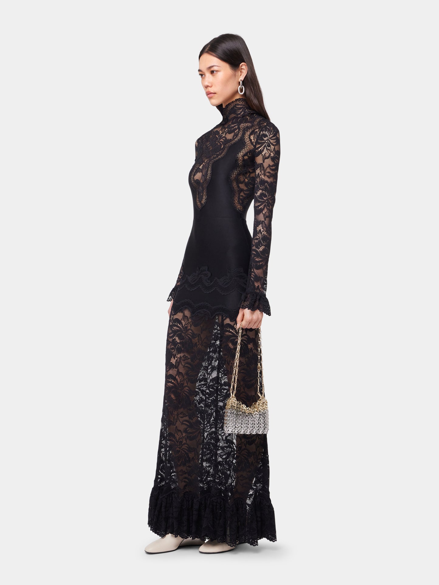 Black long dress in lace and jersey position 2