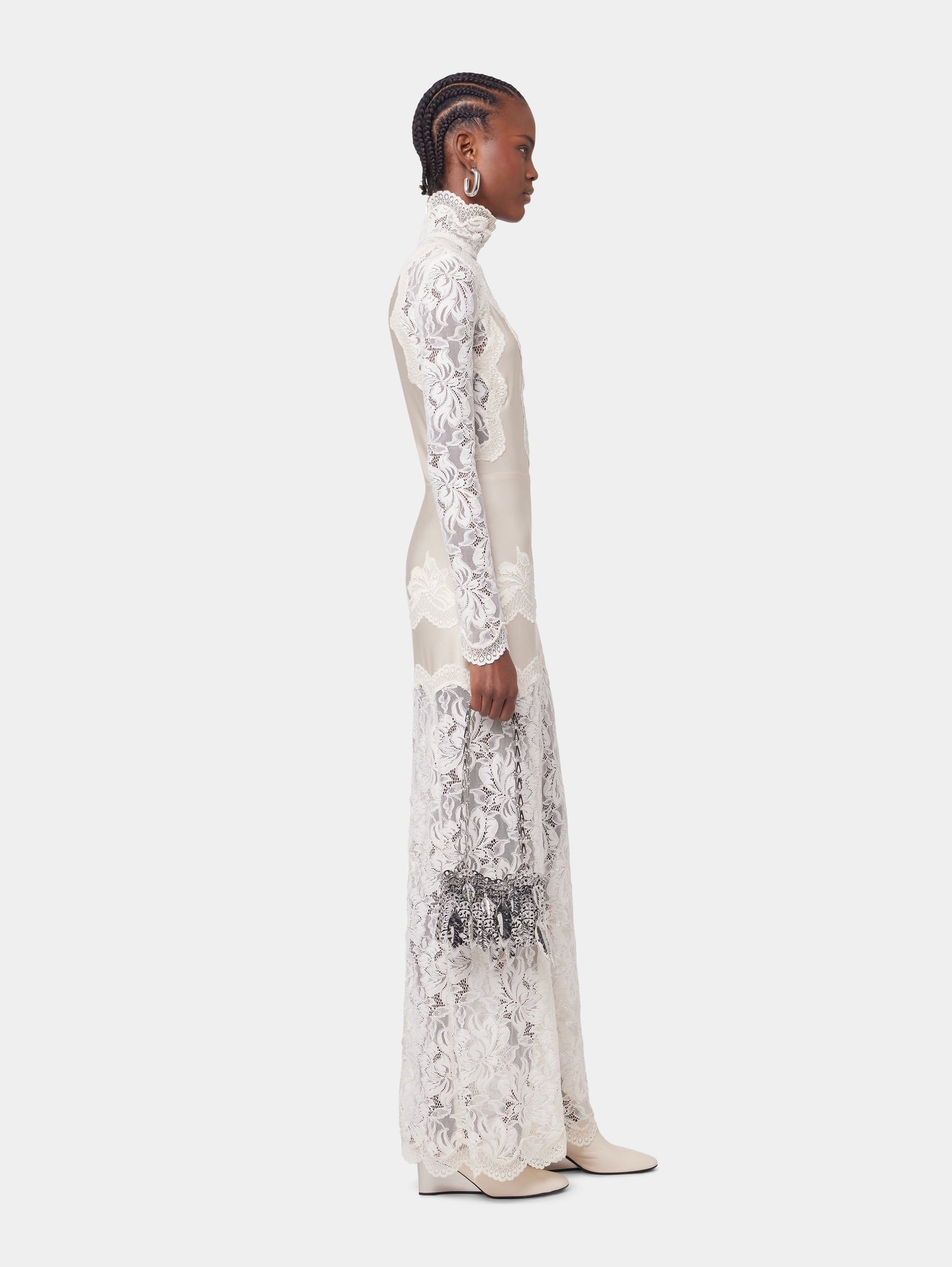 Ivory long dress in lace and jersey position 3