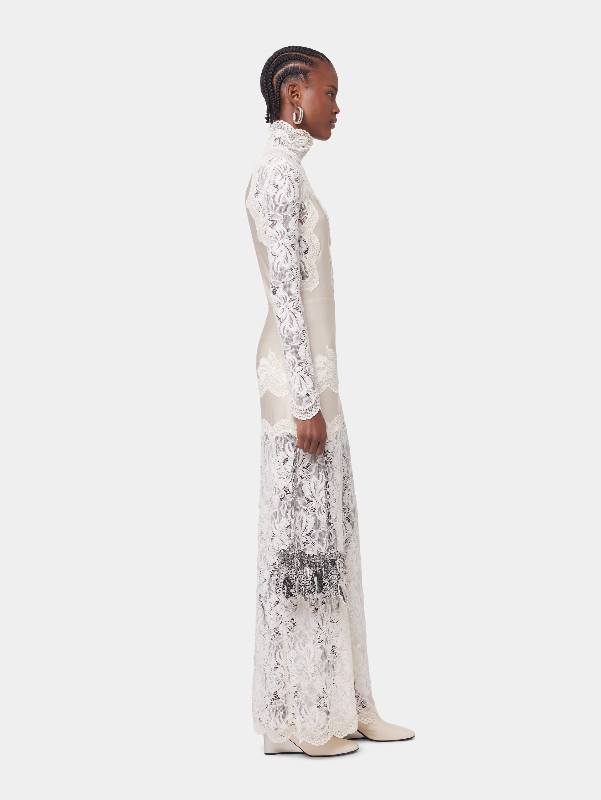 Ivory long dress in lace and jersey position 3