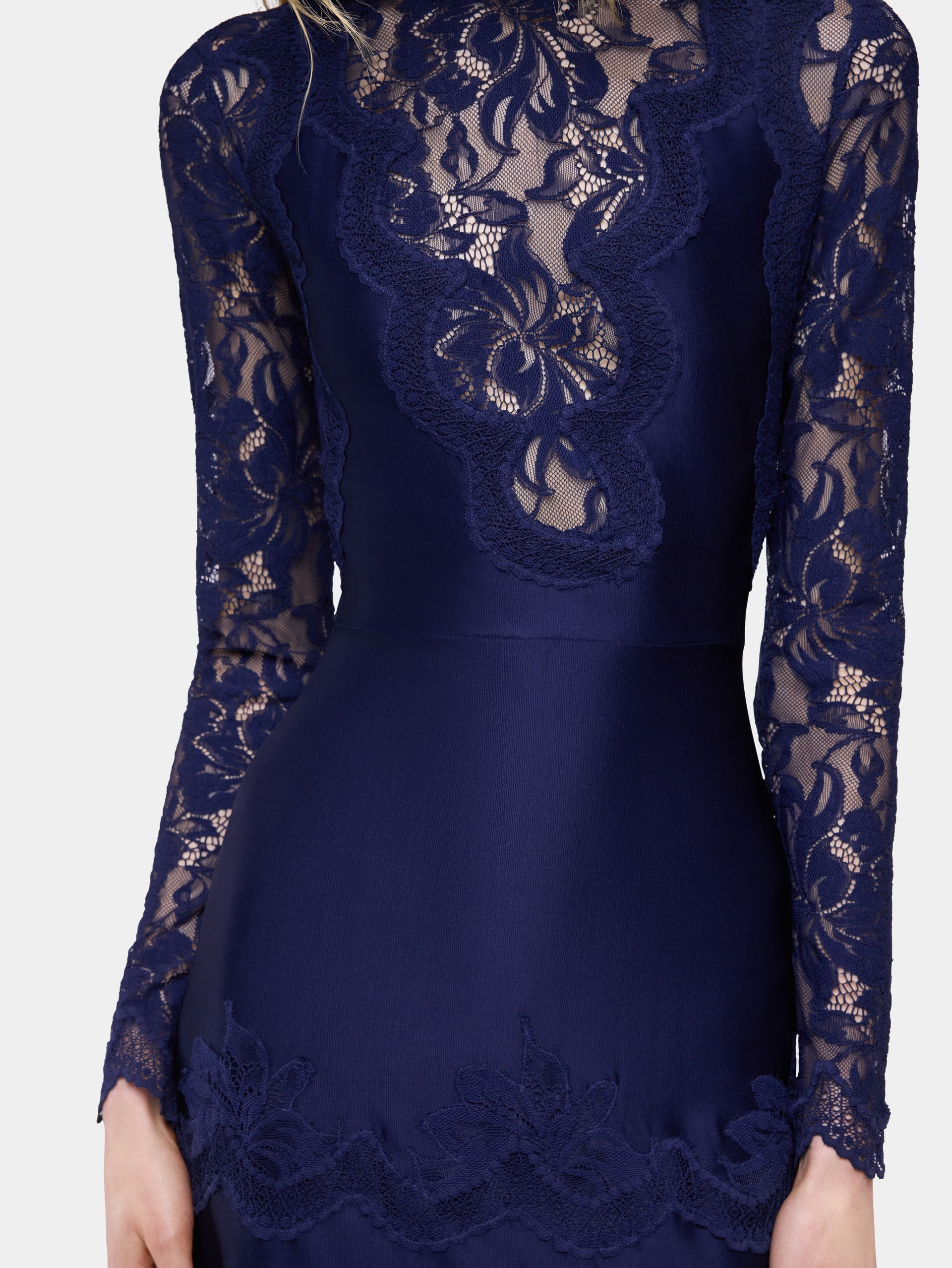 Navy long dress in lace and jersey
