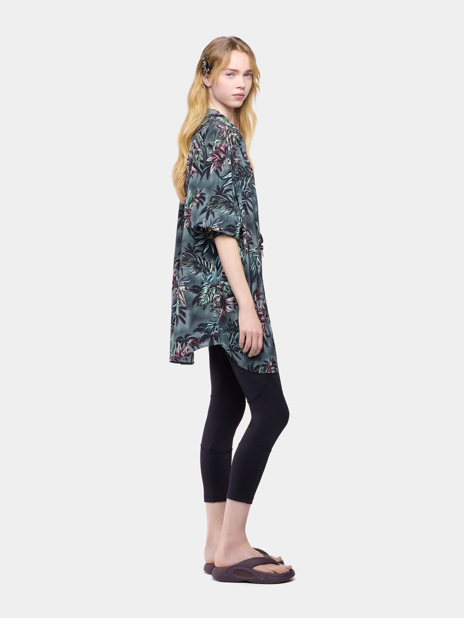 Oversized Shirt in Floral-Printed Silk Crepe