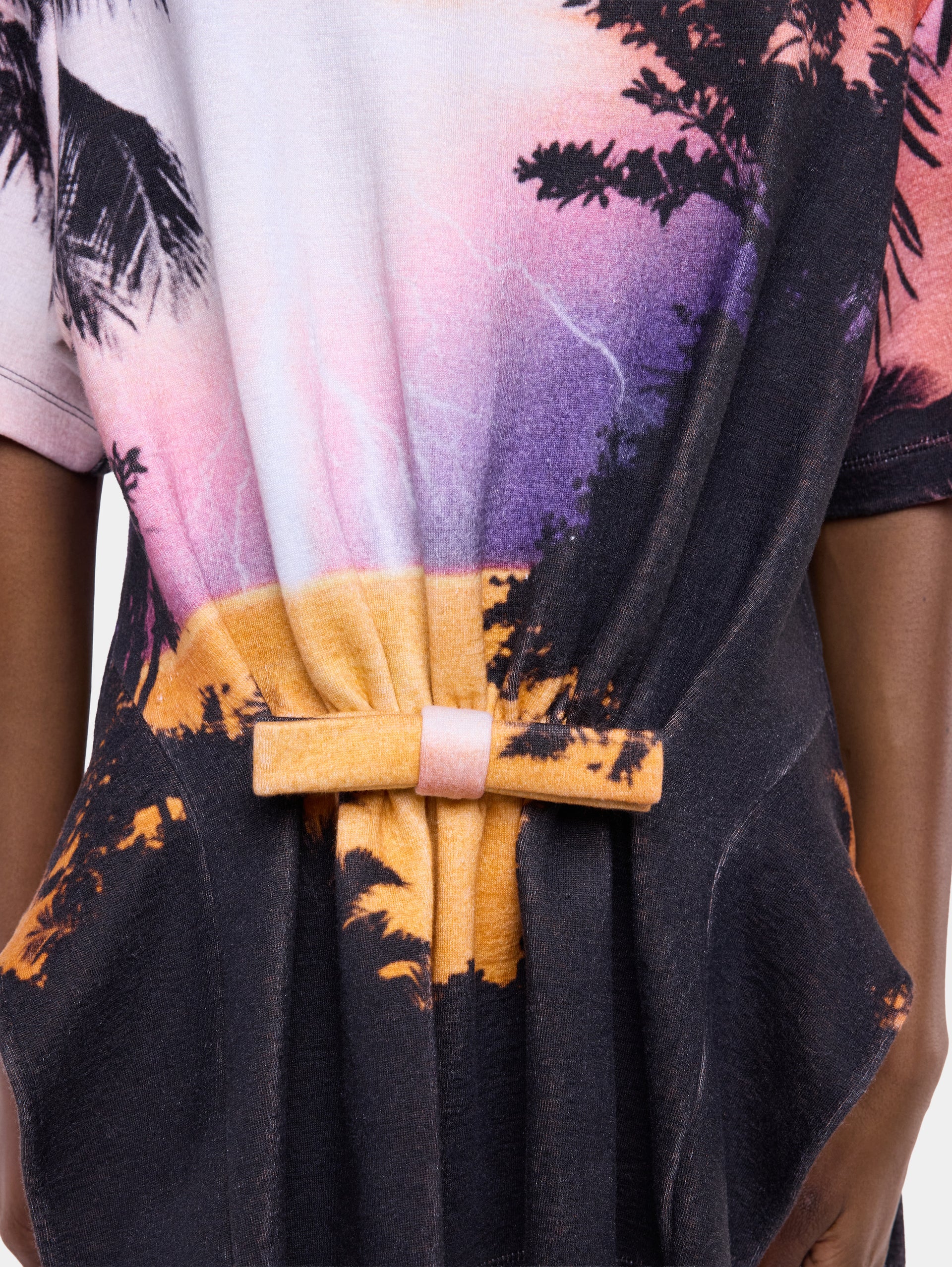 Tailored T-Shirt in Thunderstorm-Printed Cotton