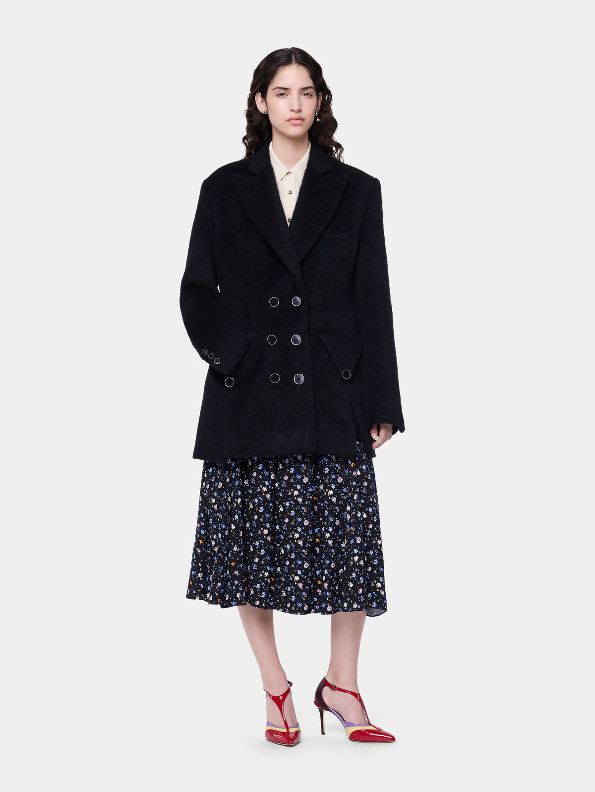 Short structured coat in black wool - Image 2