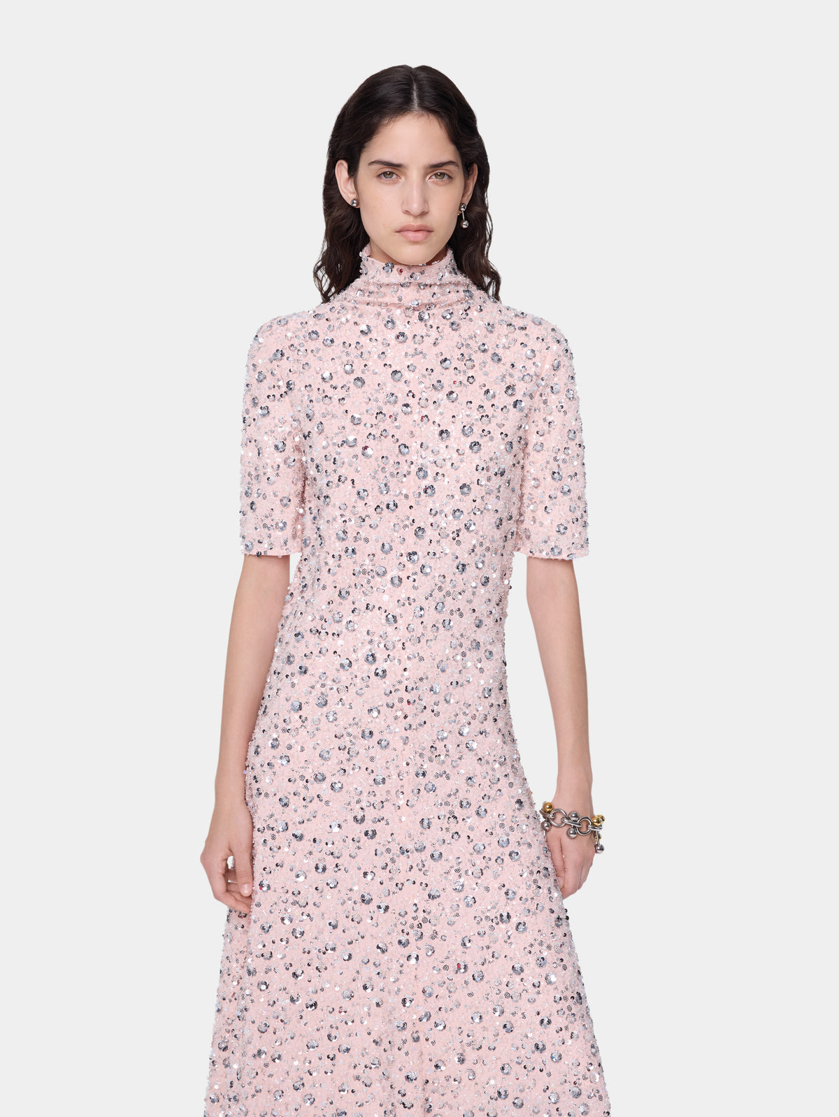 Robe midi avec broderie florale en sequins argentés