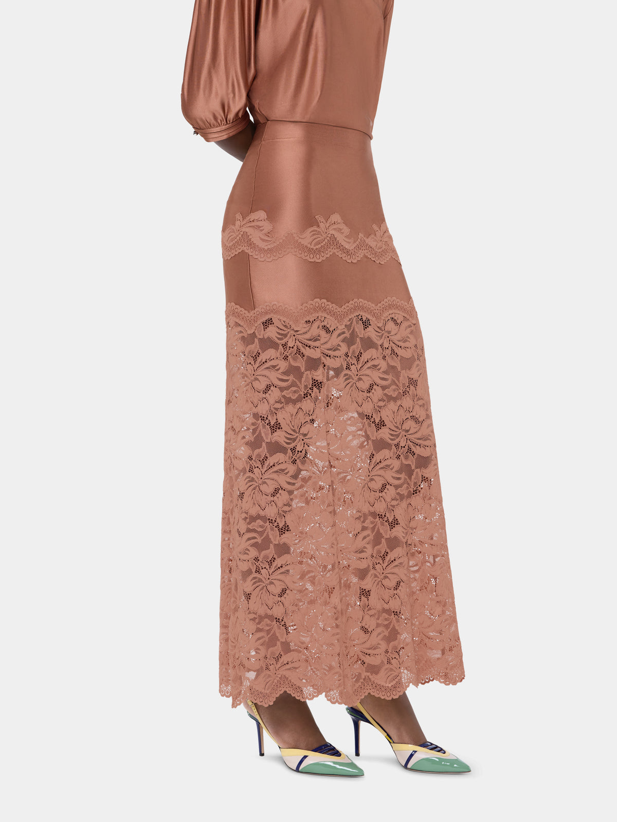 Jupe midi camel en dentelle et jersey