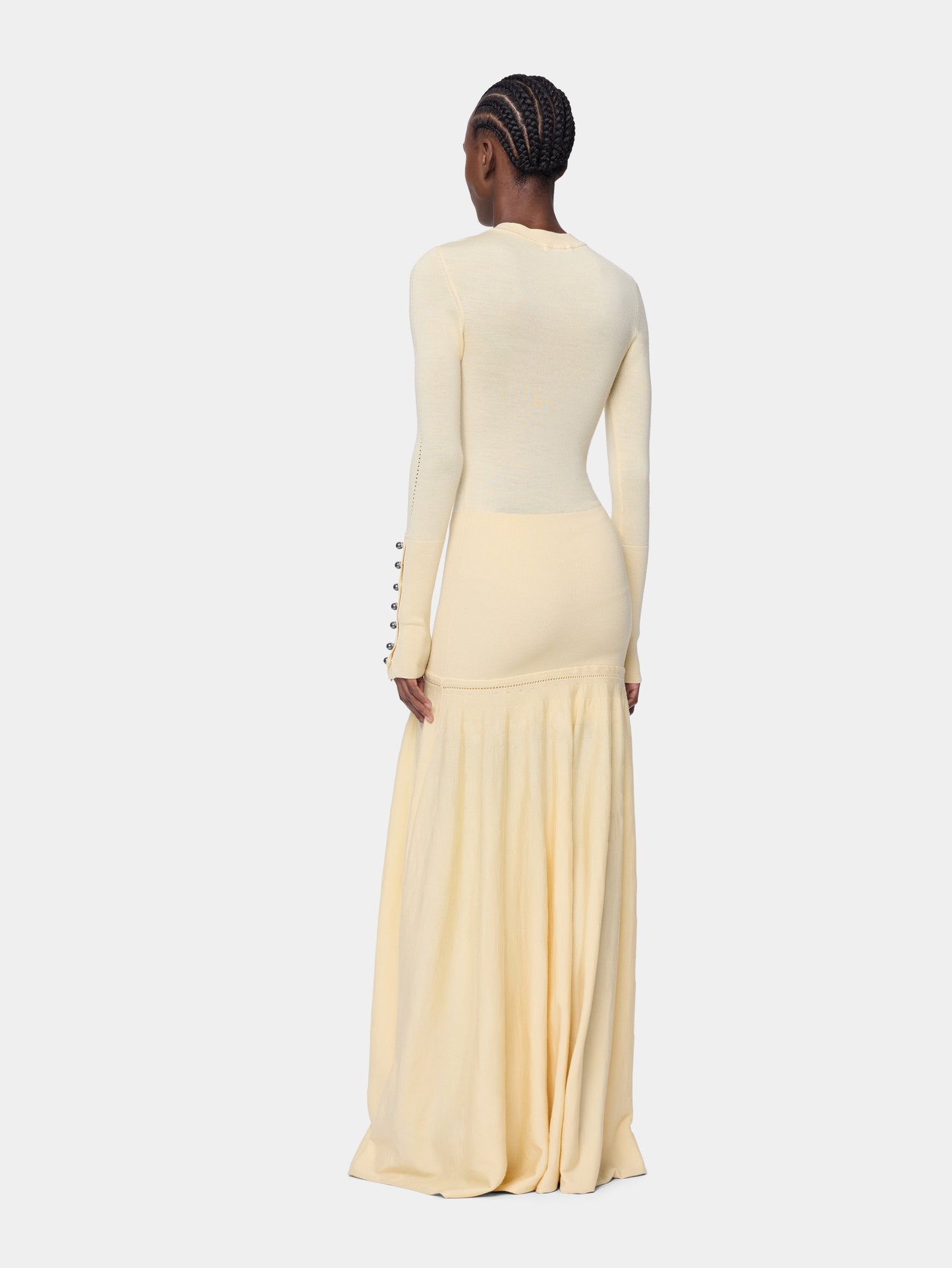 Robe longue en maille jaune clair Dinh Van x Rabanne avec bijoux signature