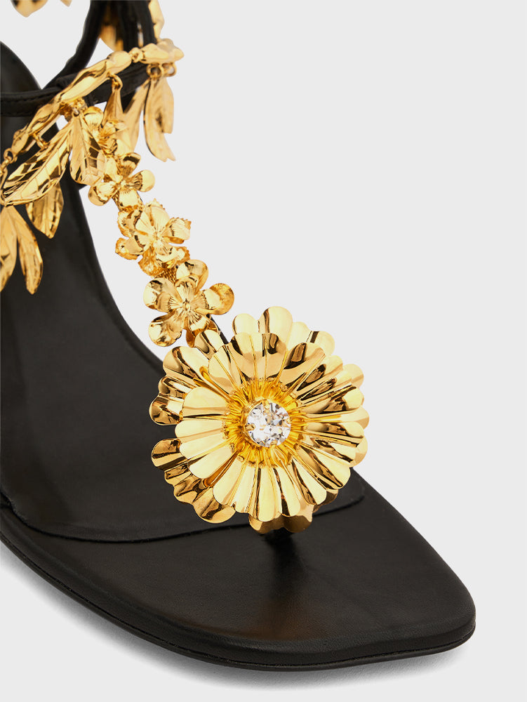 BLACK SANDALS WITH GOLD DETAILS HEELS