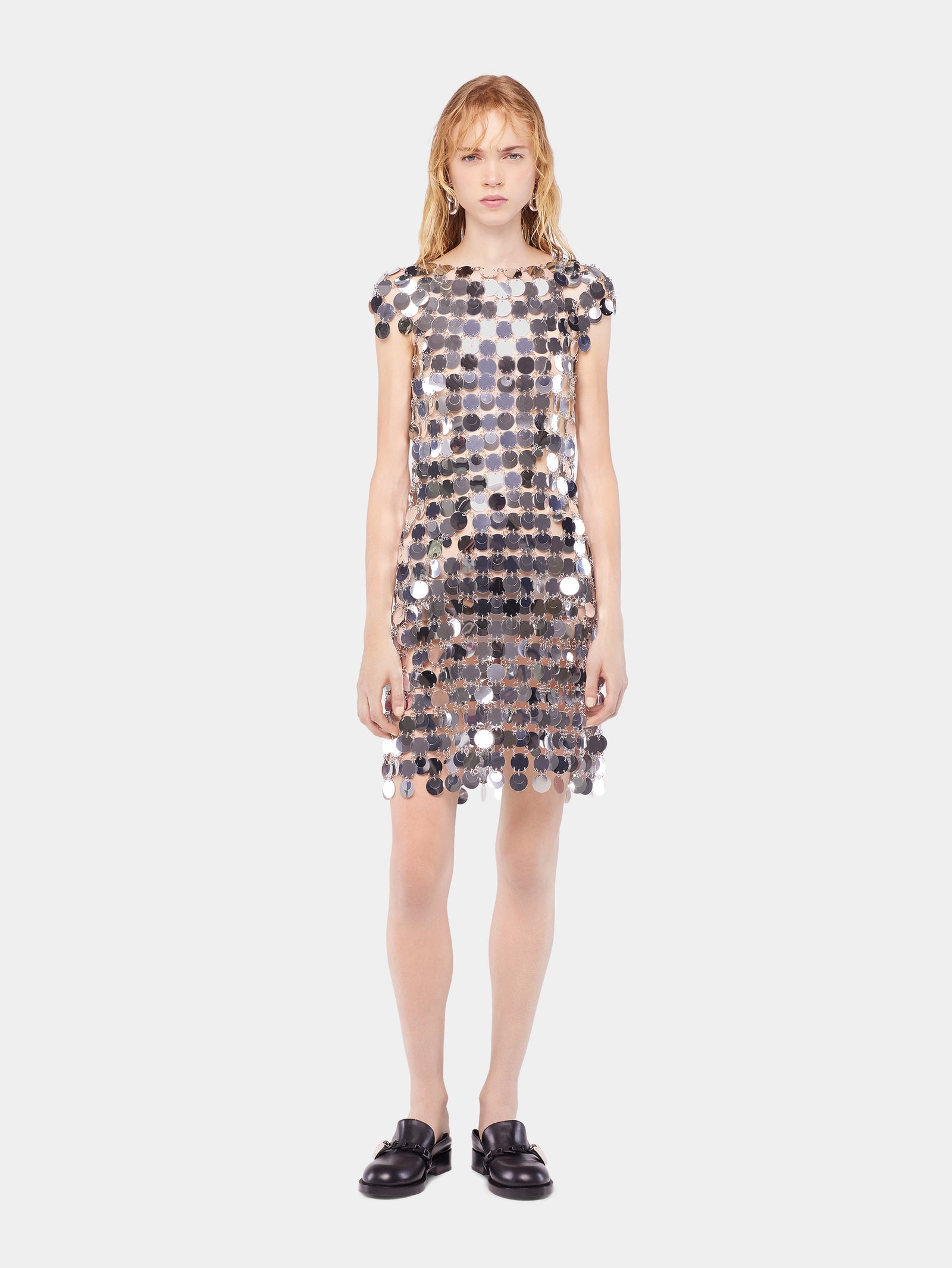 The iconic silver Sparkle disc dress position 2 - Image 2
